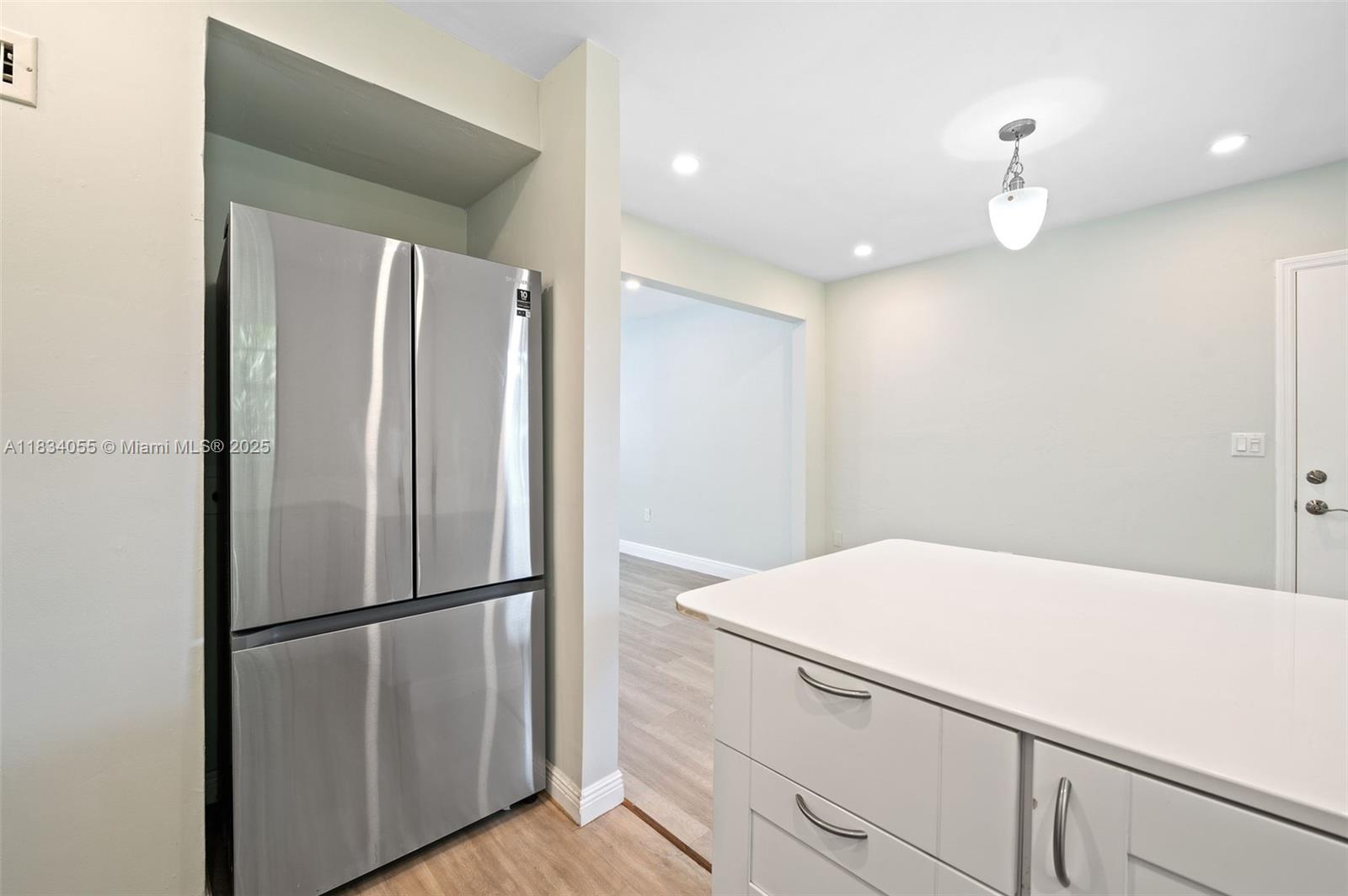 7865 SW 57th Ave #48D, South Miami FL 33143