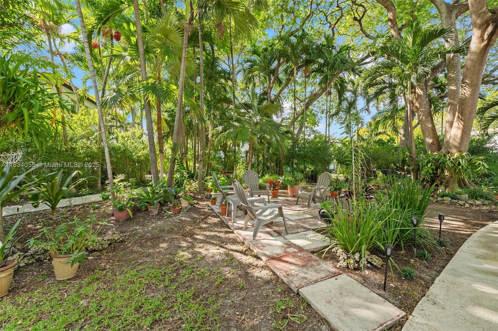 7865 SW 57th Ave #48D, South Miami FL 33143