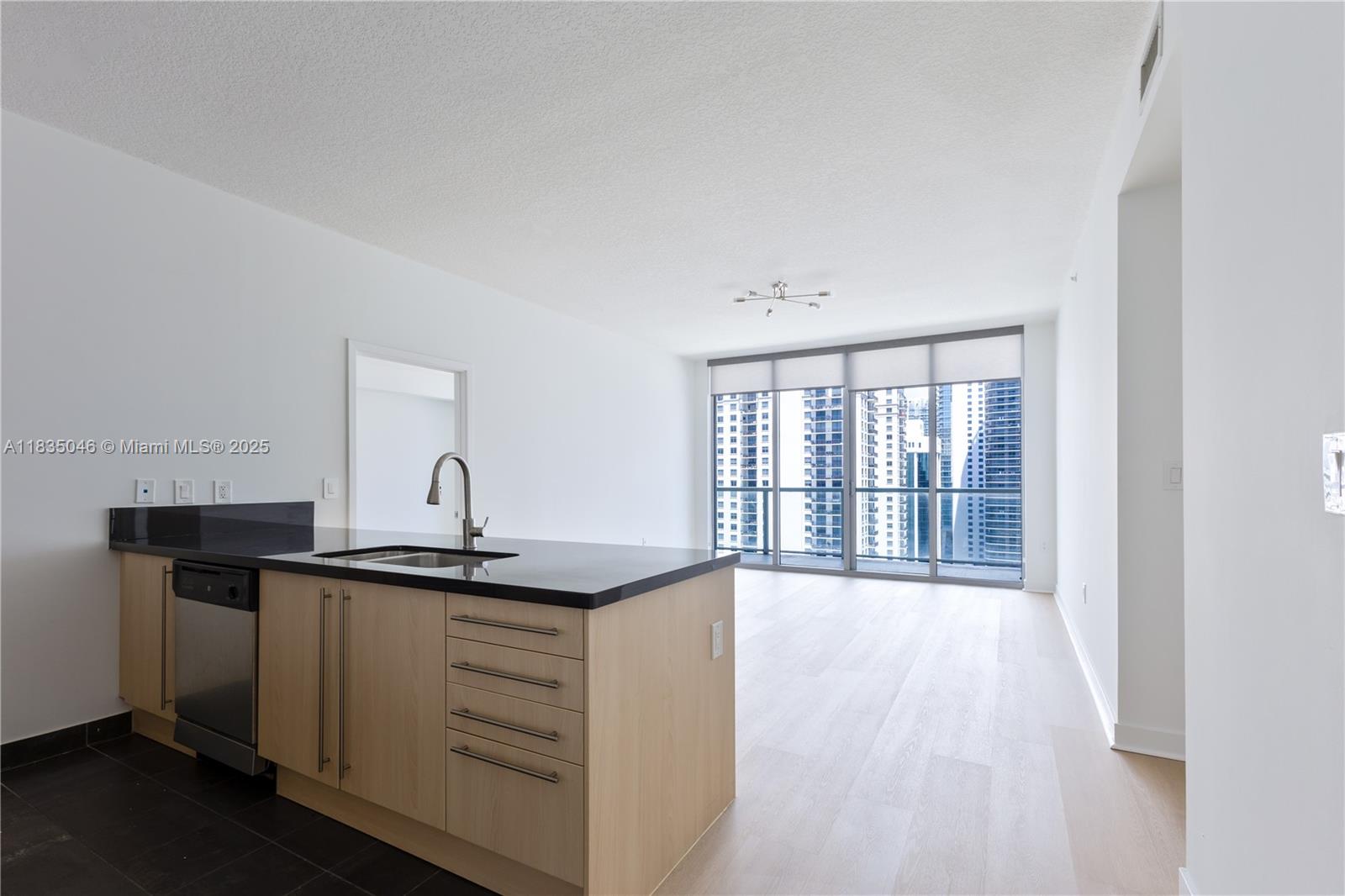 1111 SW 1st Ave #2822-N, Miami FL 33130