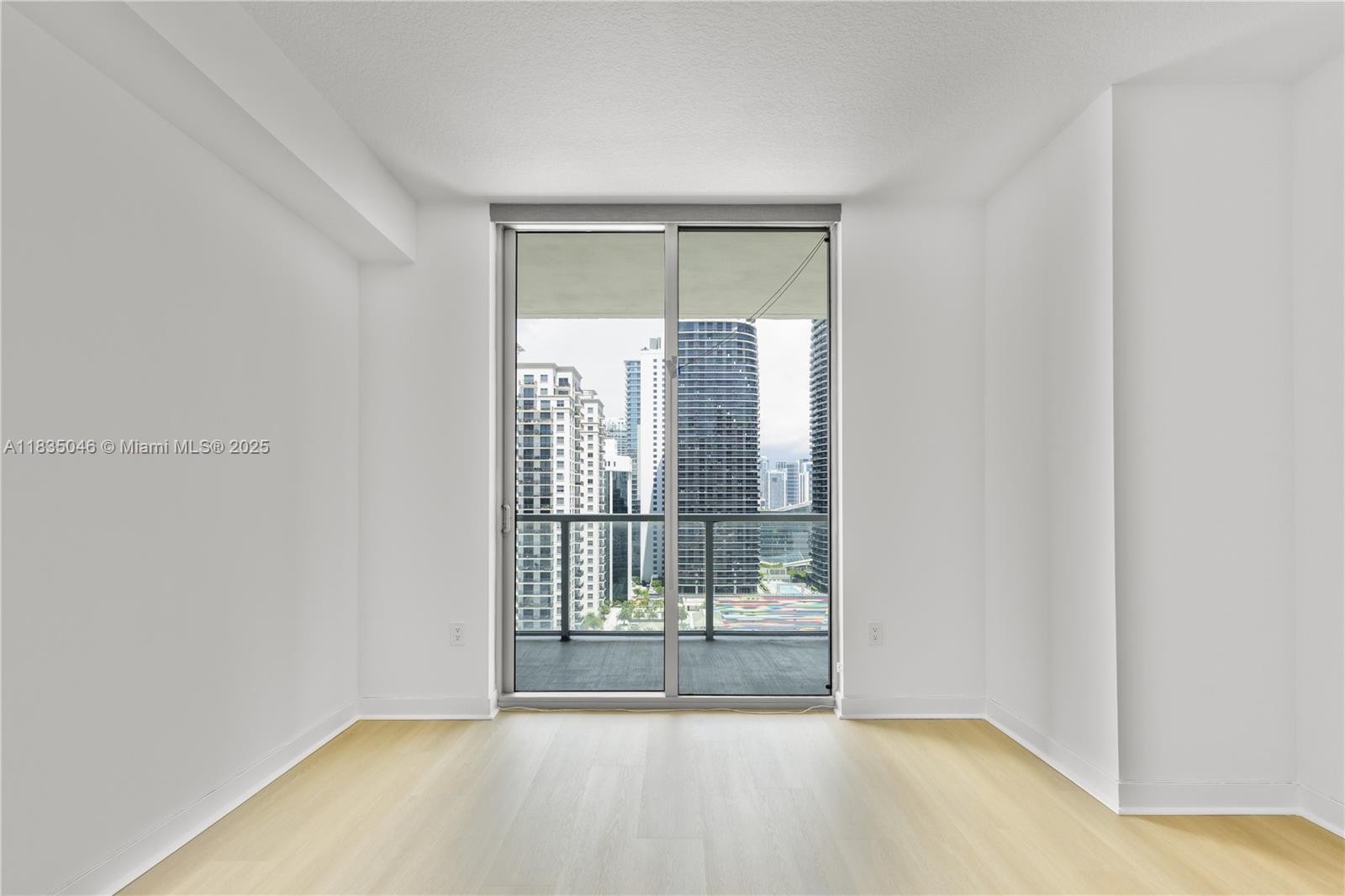 1111 SW 1st Ave #2822-N, Miami FL 33130