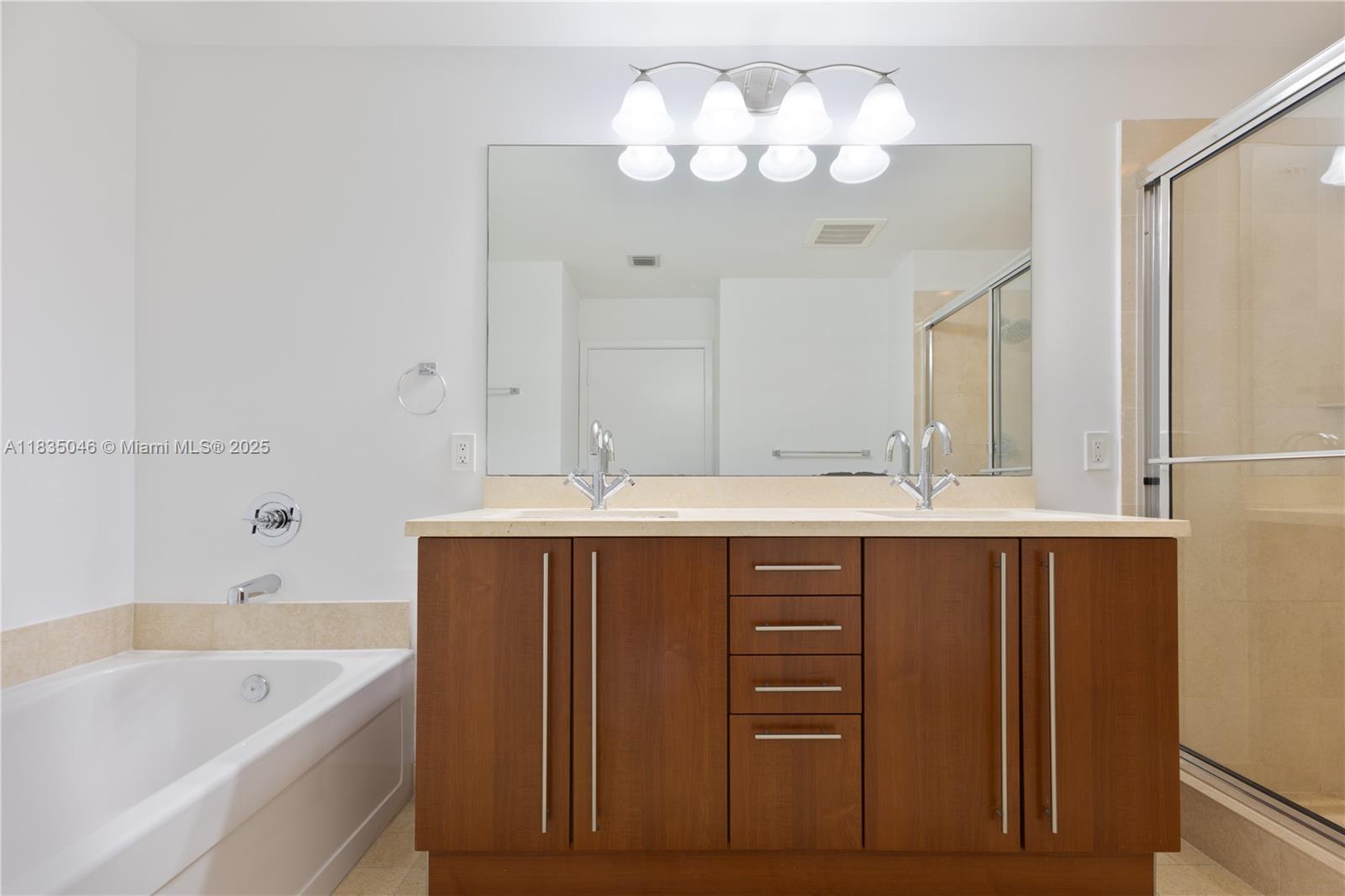 1111 SW 1st Ave #2822-N, Miami FL 33130