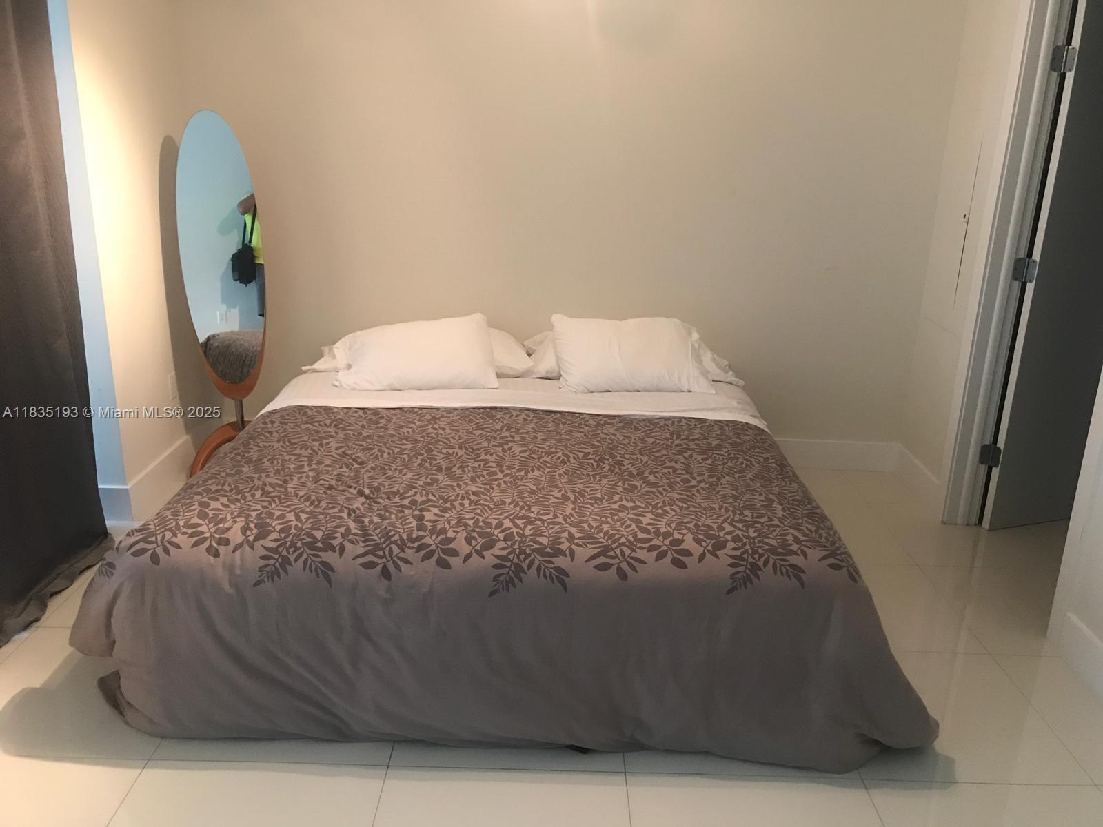 2950 NE 188th St #222, Aventura FL 33180