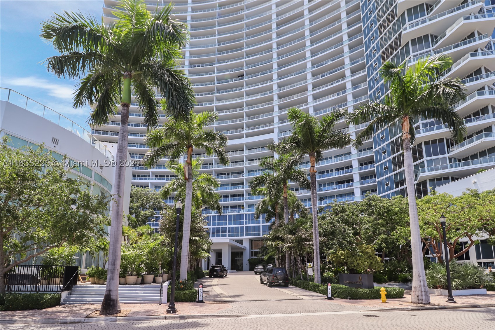 2020 N Bayshore Dr #2801, Miami FL 33137