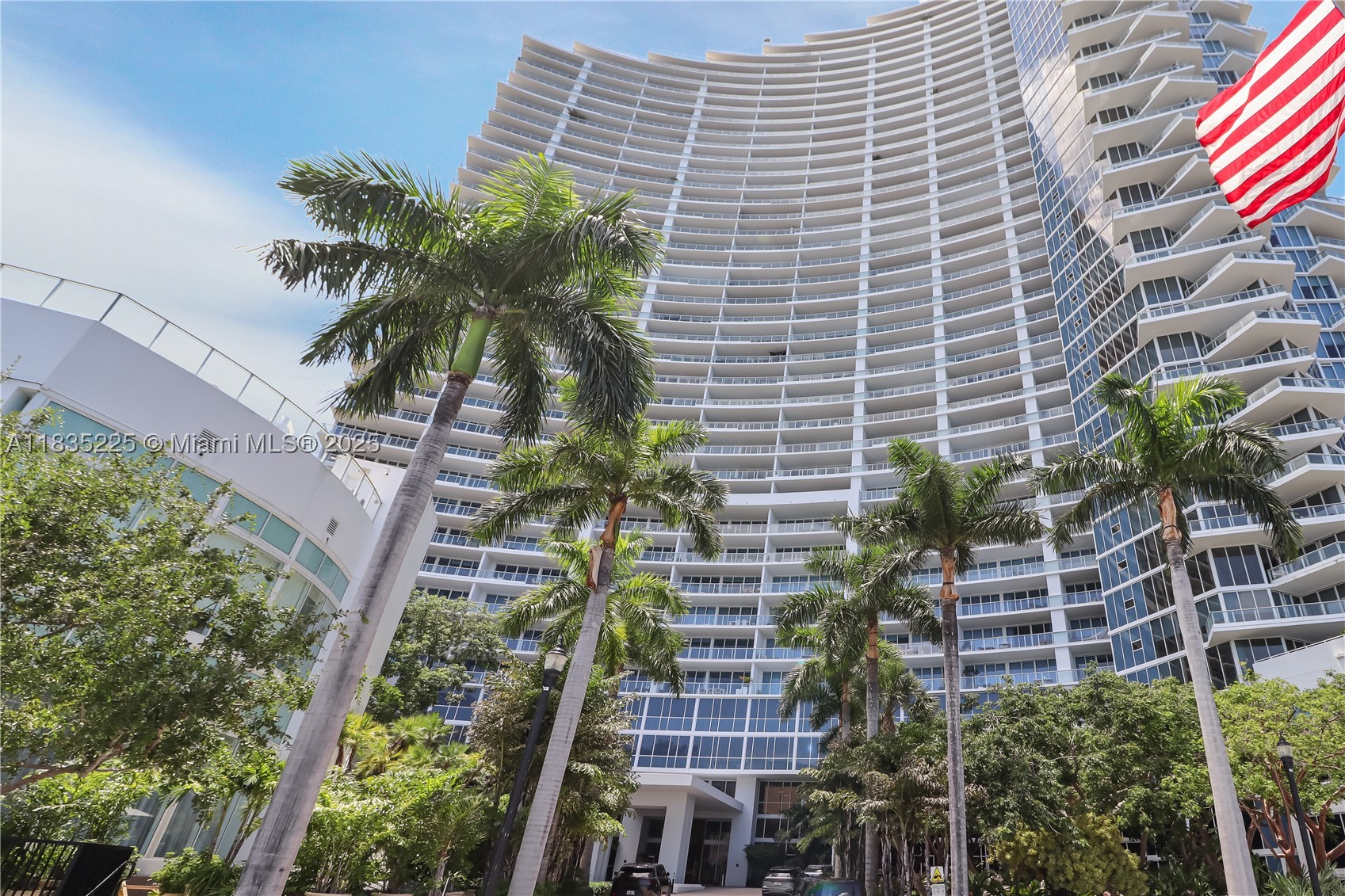 2020 N Bayshore Dr #2801, Miami FL 33137