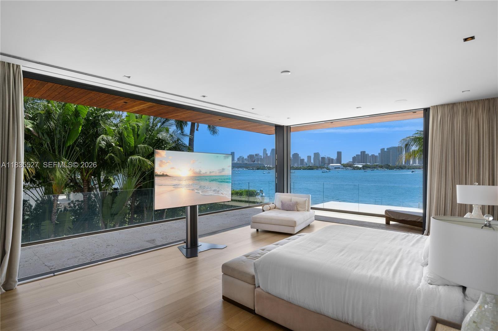 126 W San Marino Dr, Miami Beach FL 33139