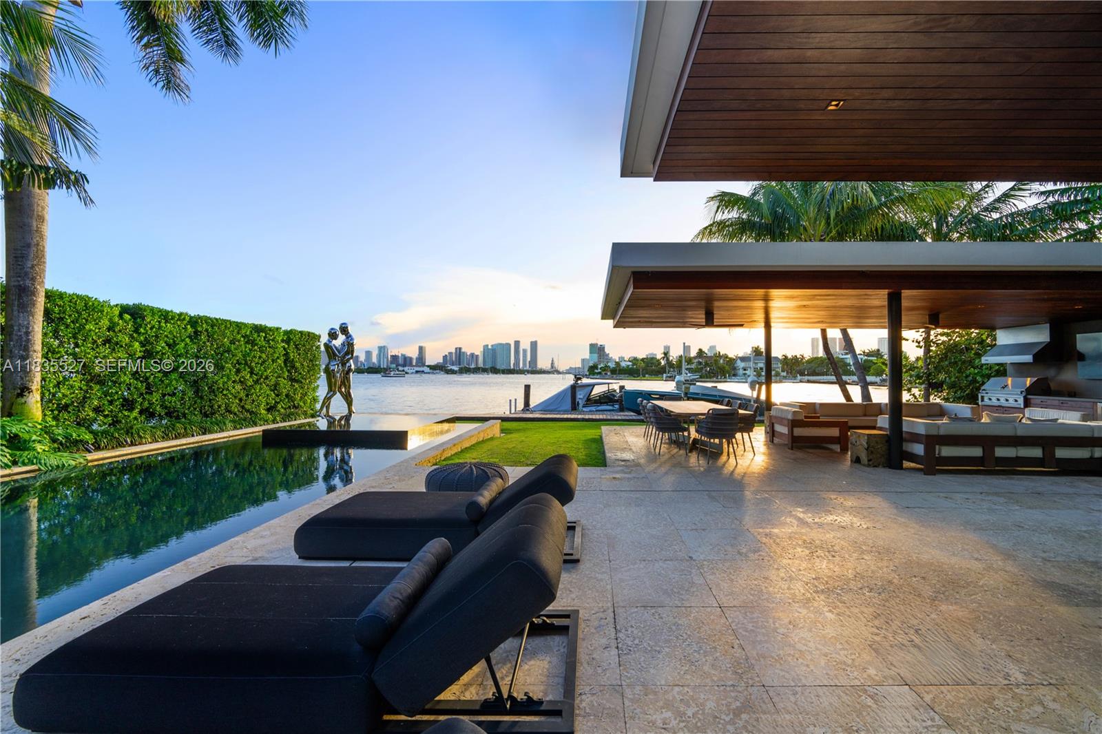 126 W San Marino Dr, Miami Beach FL 33139