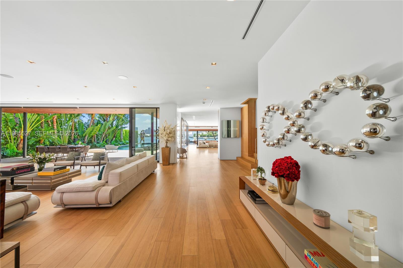 126 W San Marino Dr, Miami Beach FL 33139