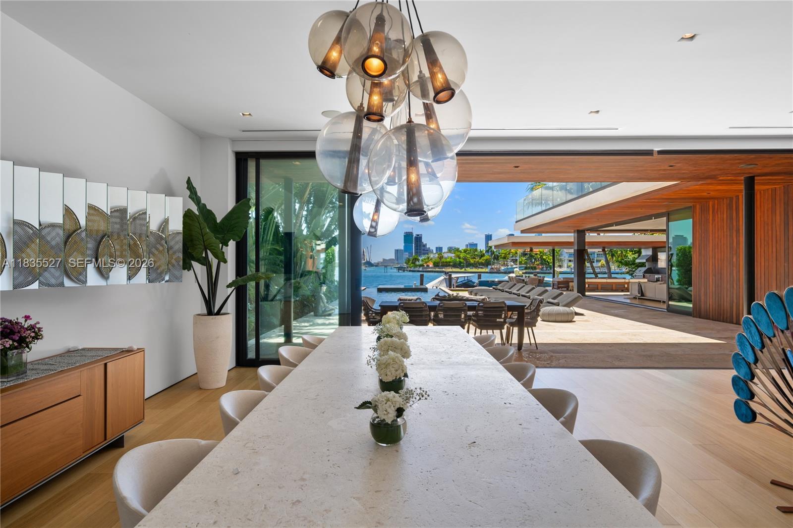 126 W San Marino Dr, Miami Beach FL 33139