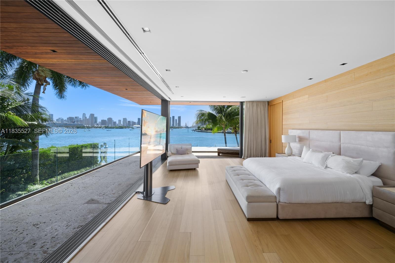 126 W San Marino Dr, Miami Beach FL 33139