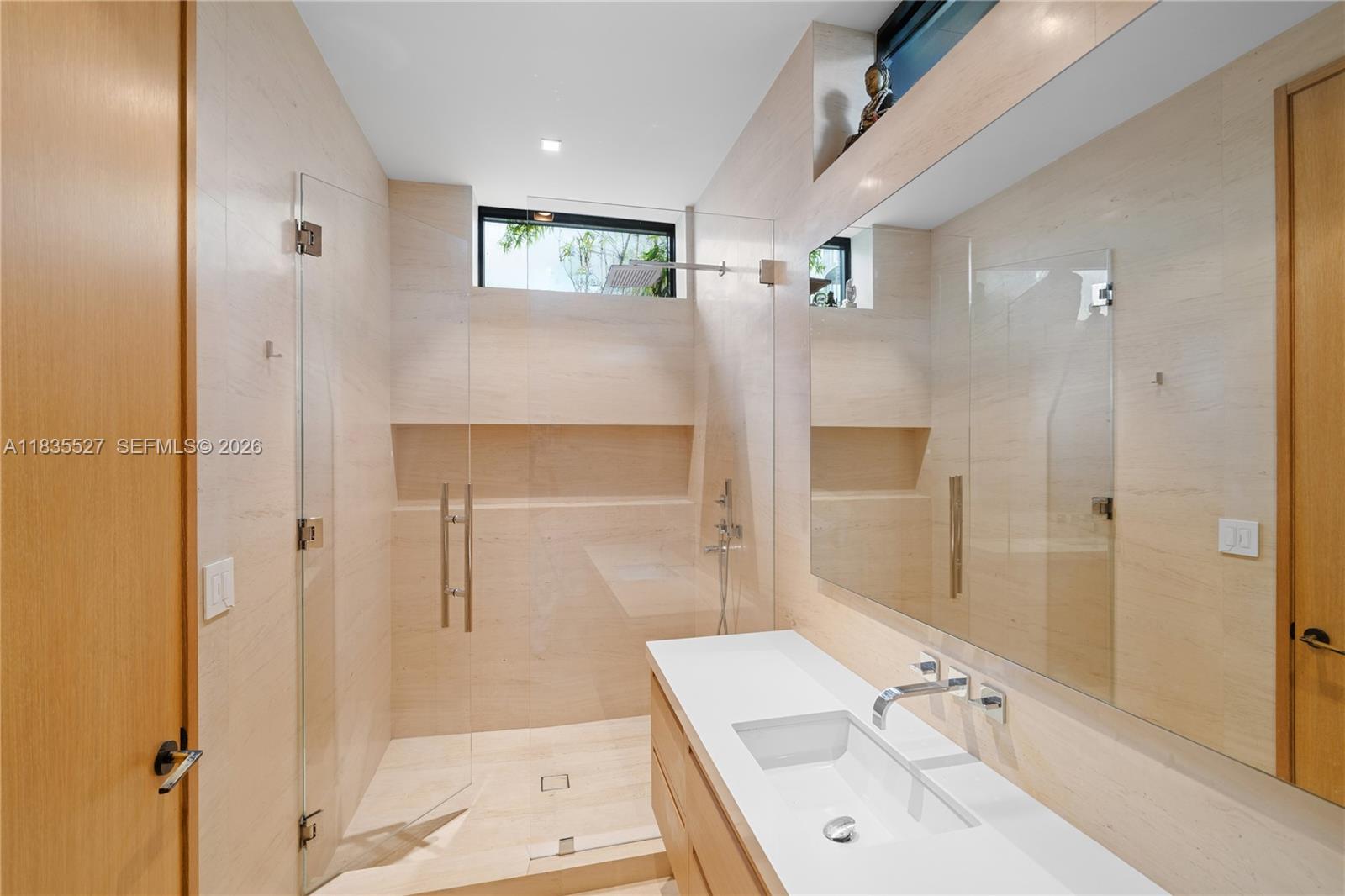 126 W San Marino Dr, Miami Beach FL 33139