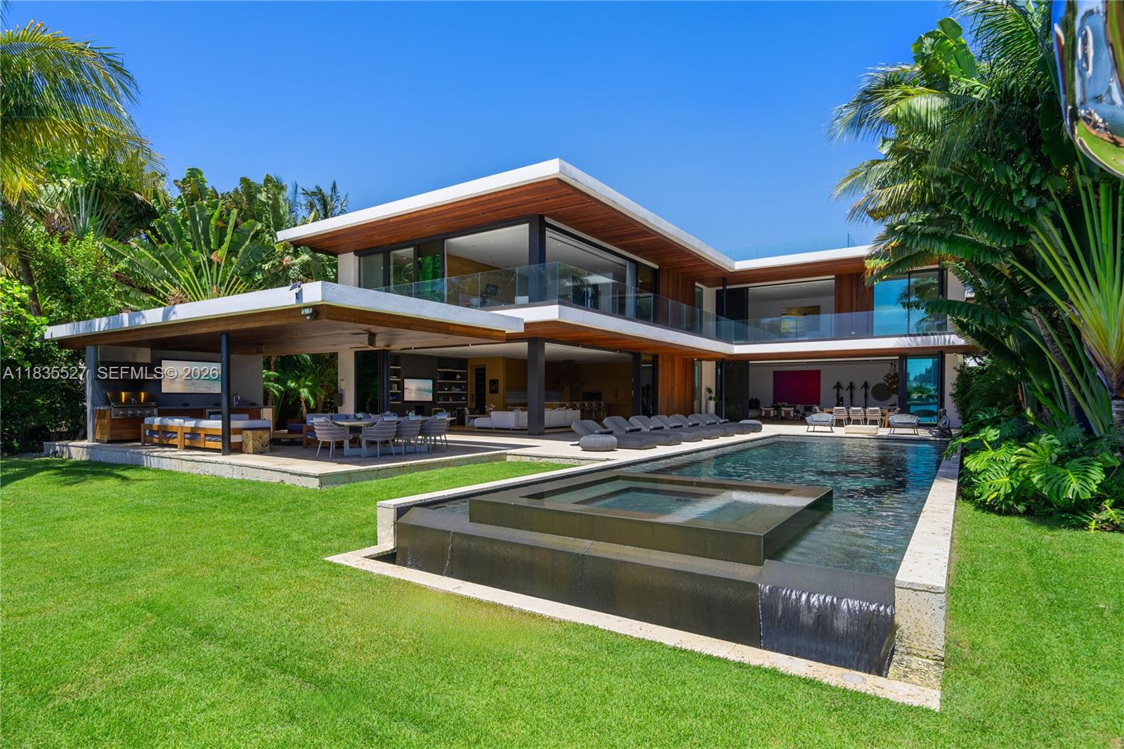 126 W San Marino Dr, Miami Beach FL 33139