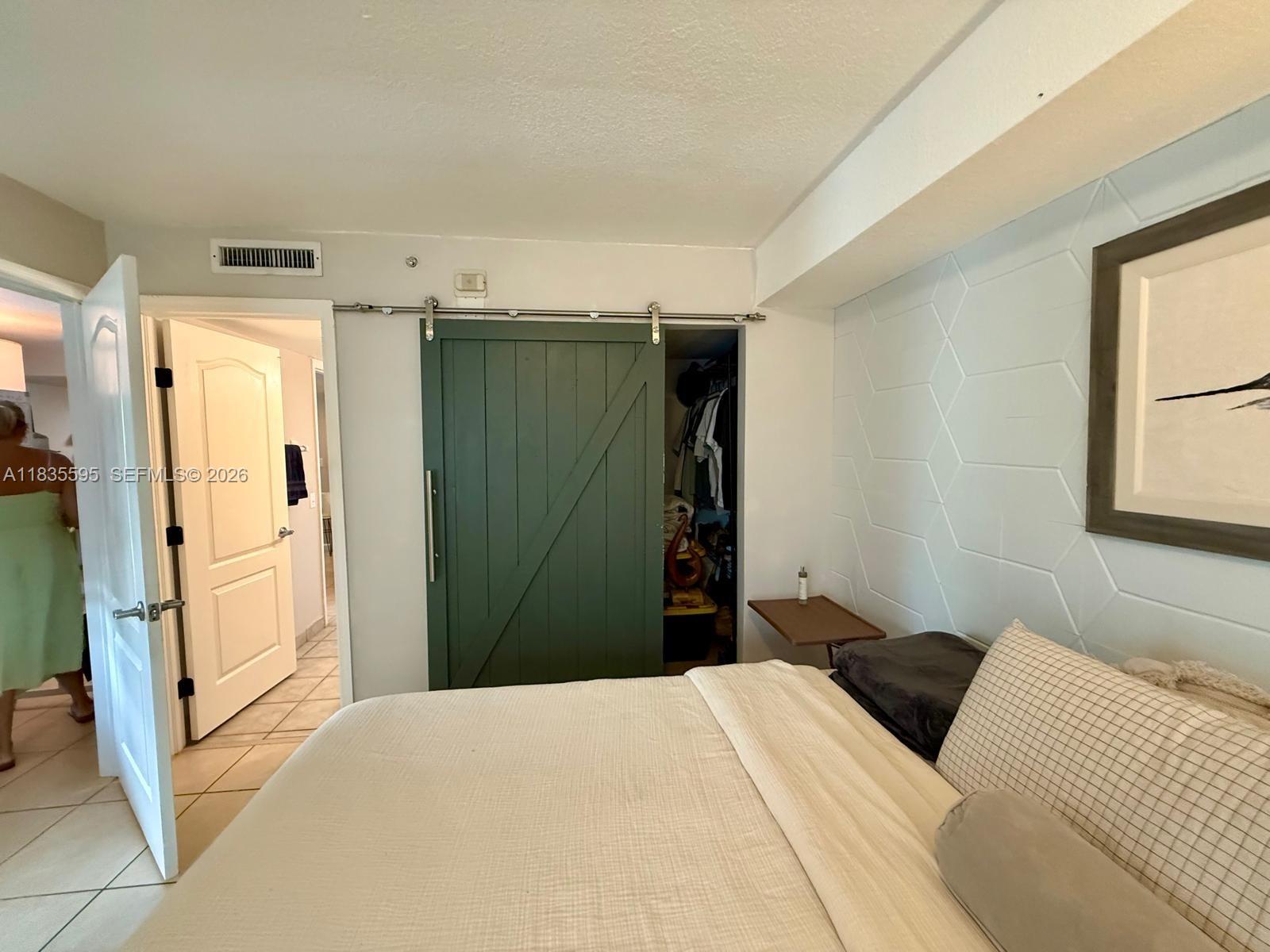 280 SW 20th Rd #404, Miami FL 33129