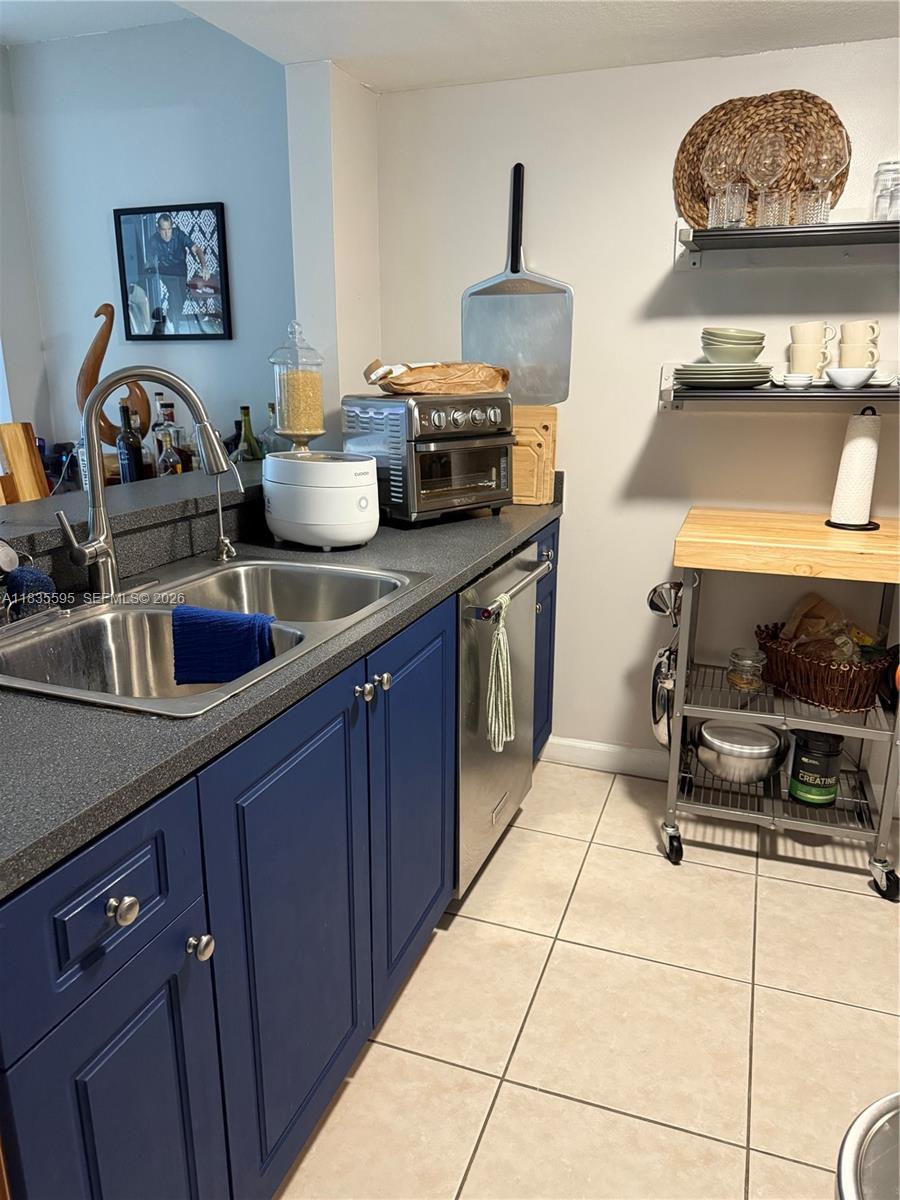 280 SW 20th Rd #404, Miami FL 33129