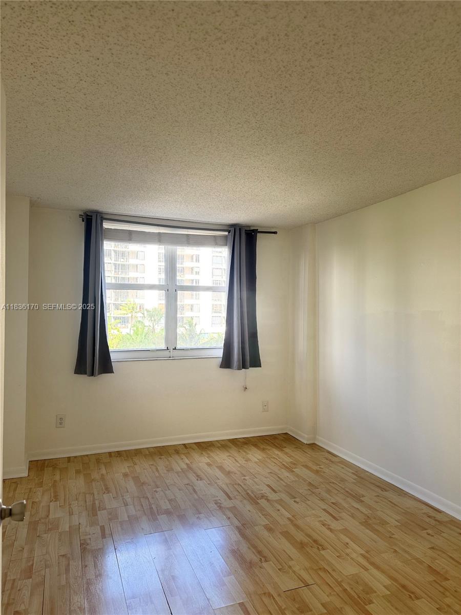 770 CLAUGHTON ISLAND DR #601, Miami FL 33131