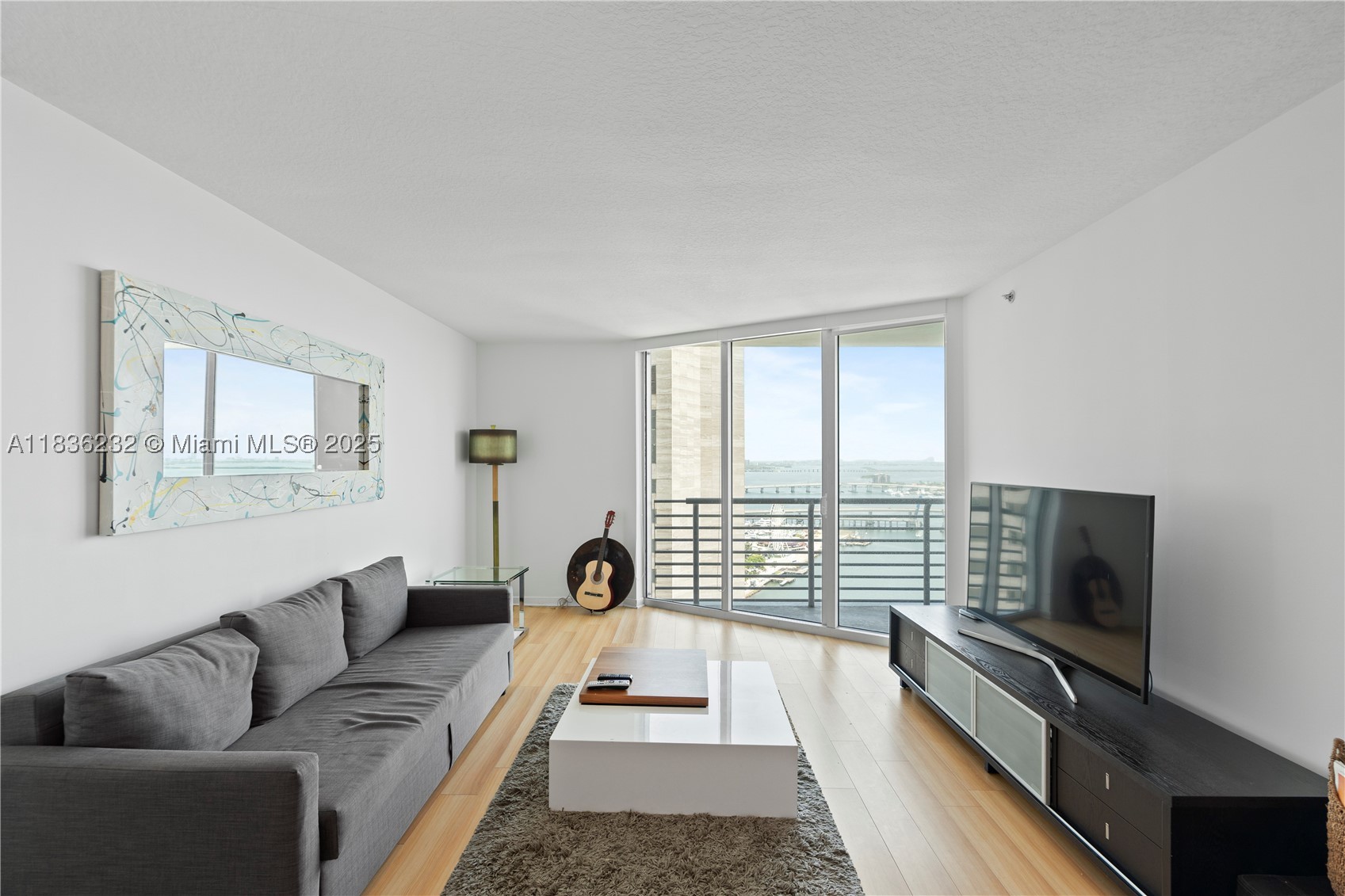 335 S Biscayne Blvd #3410, Miami FL 33131
