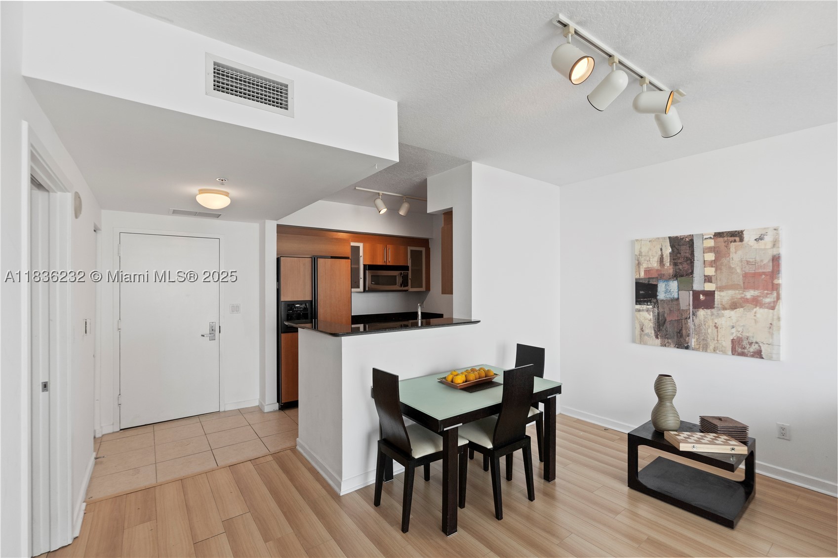 335 S Biscayne Blvd #3410, Miami FL 33131