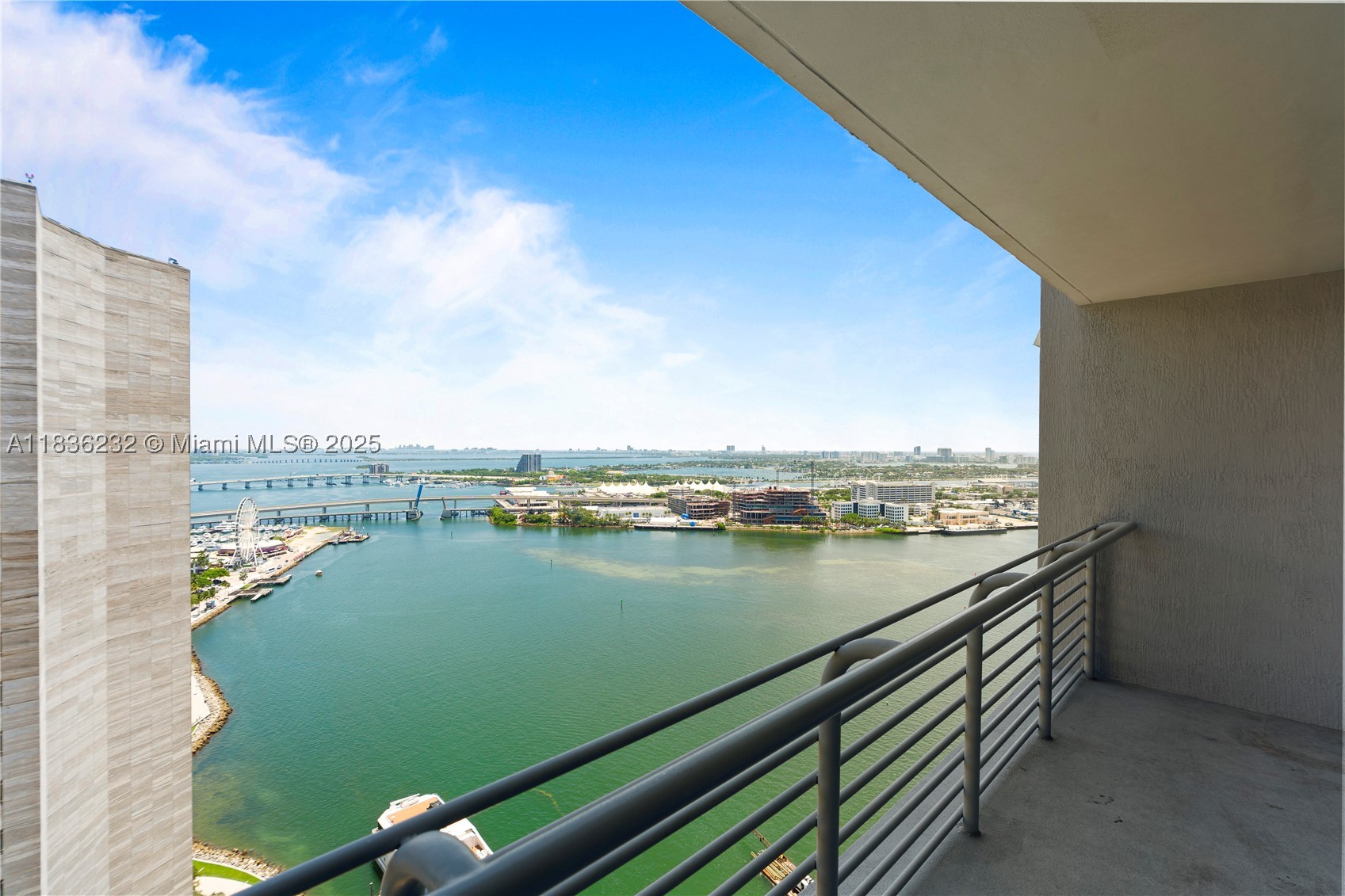 335 S Biscayne Blvd #3410, Miami FL 33131