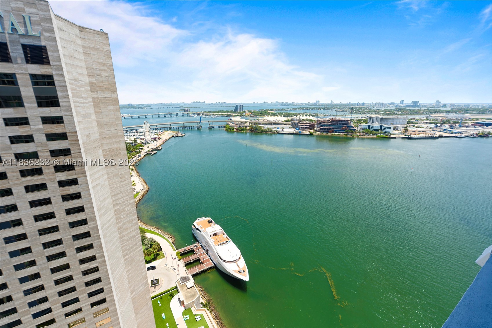 335 S Biscayne Blvd #3410, Miami FL 33131