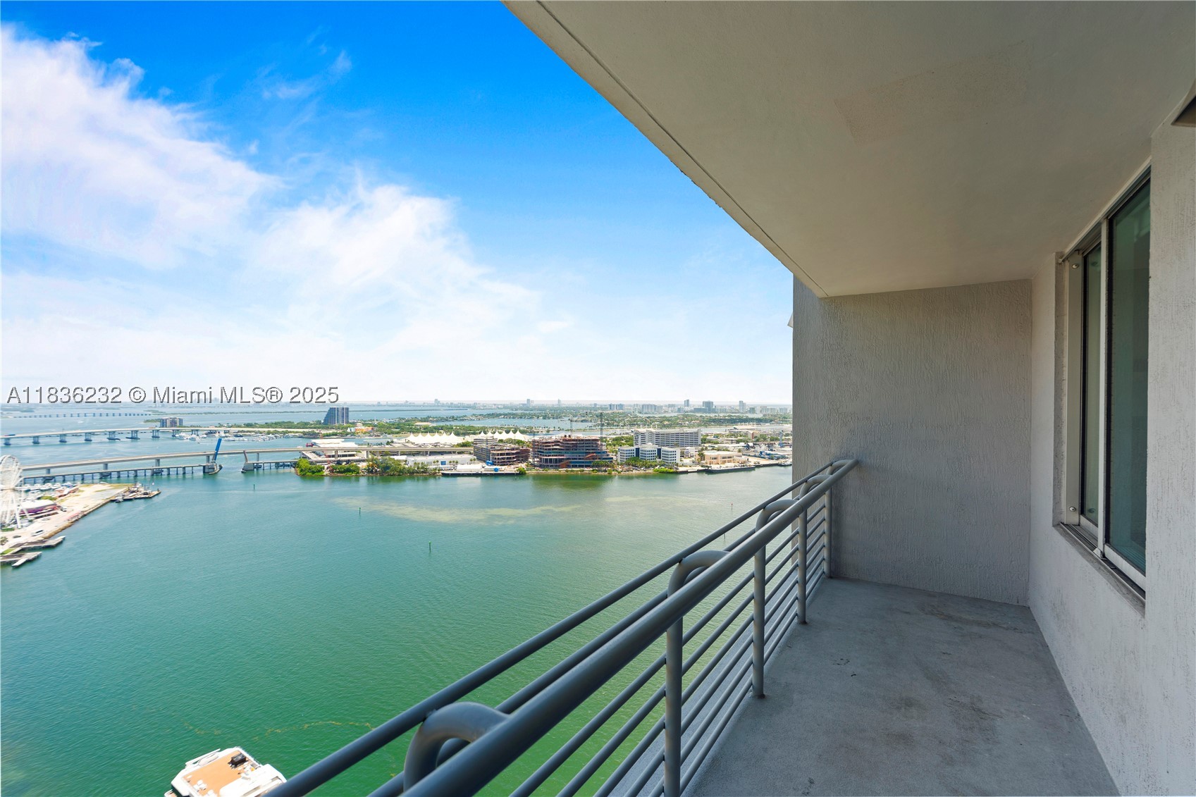 335 S Biscayne Blvd #3410, Miami FL 33131