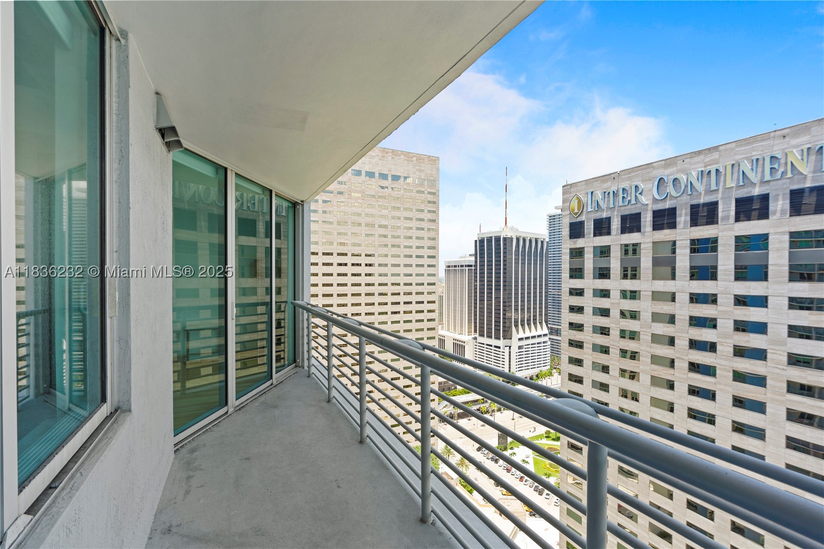 335 S Biscayne Blvd #3410, Miami FL 33131