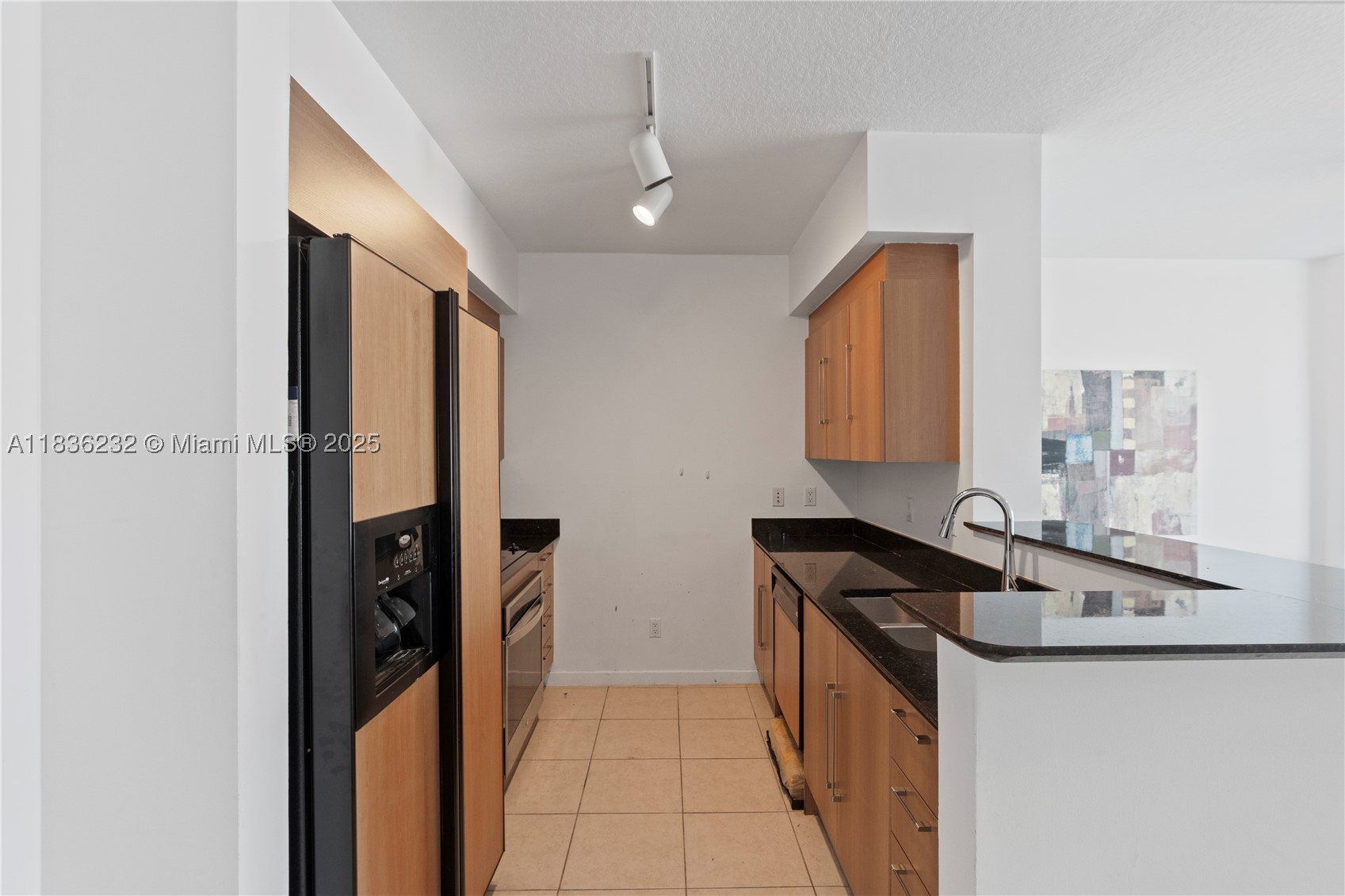 335 S Biscayne Blvd #3410, Miami FL 33131