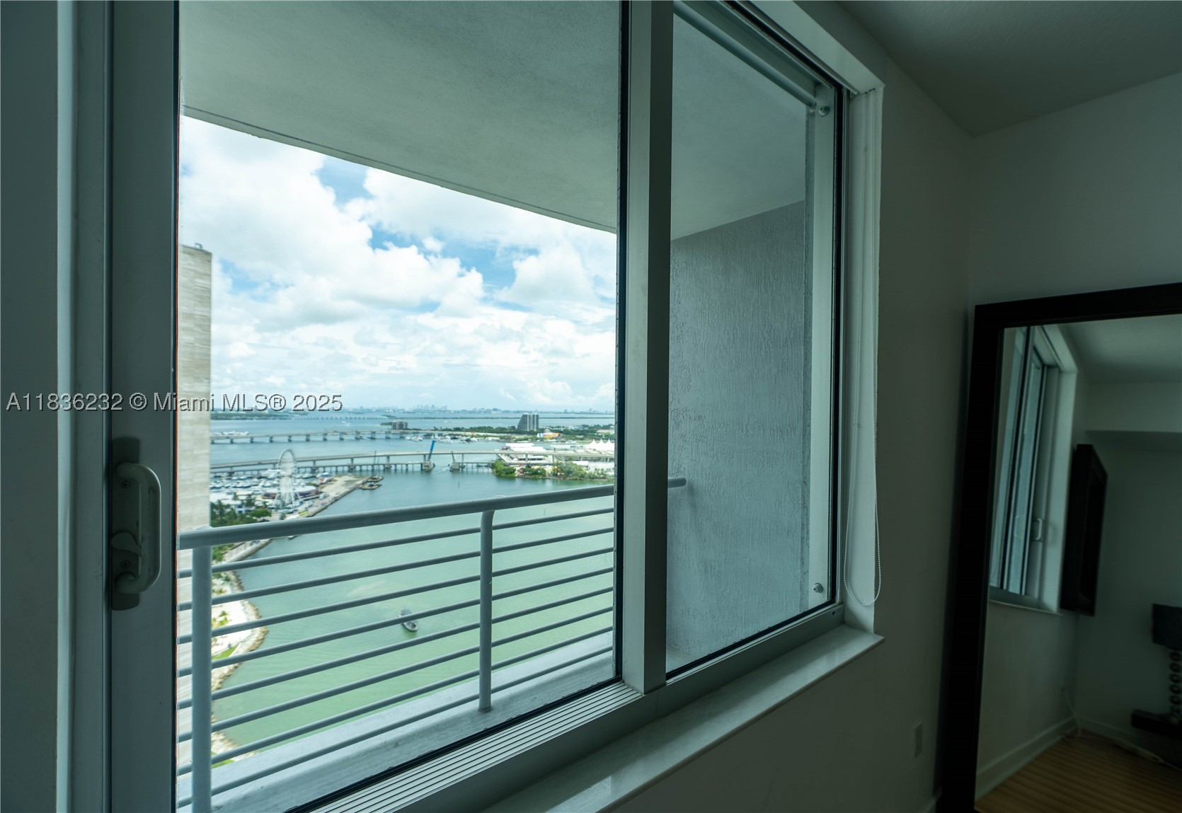 335 S Biscayne Blvd #3410, Miami FL 33131