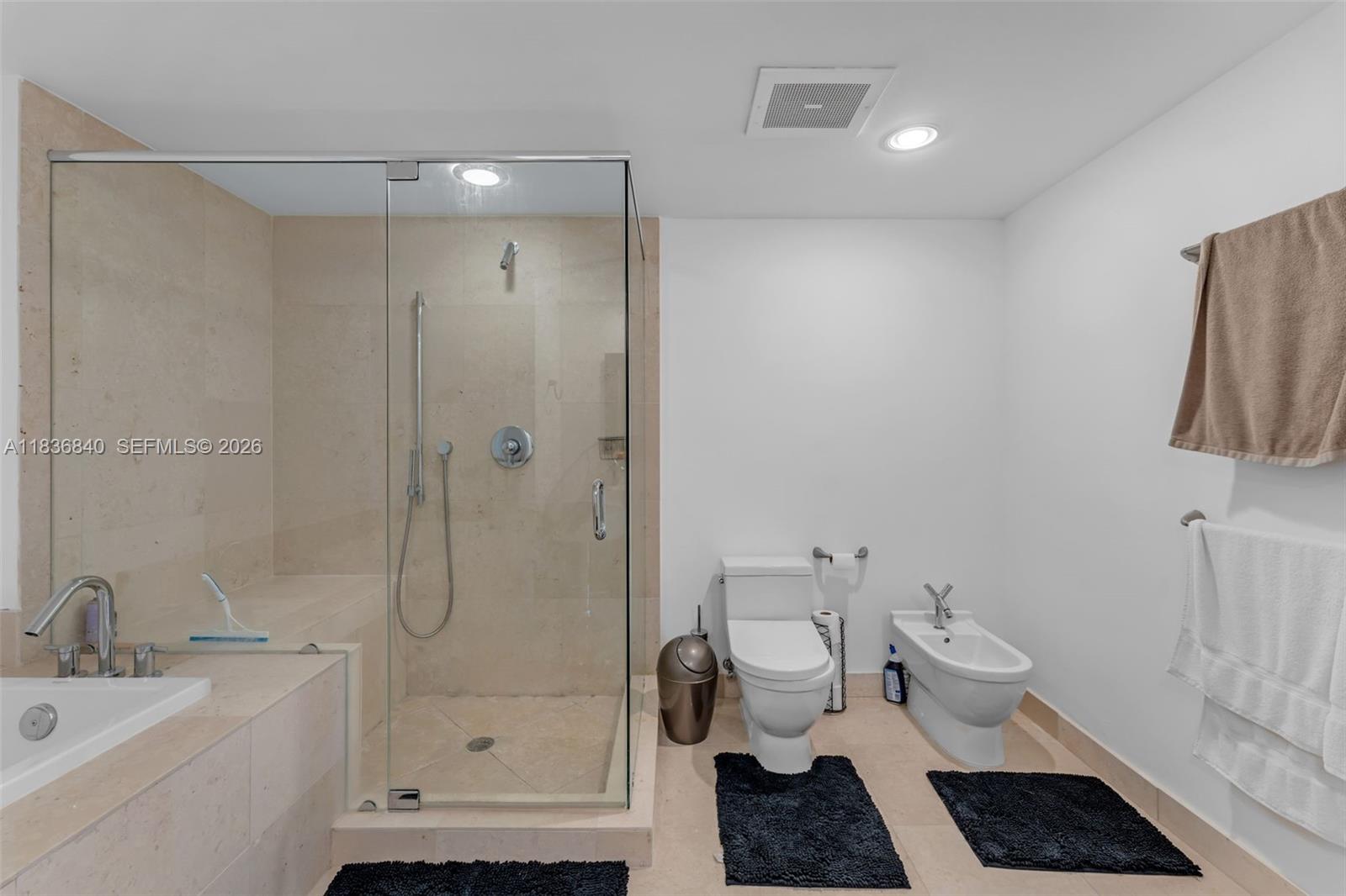 495 Brickell Ave #1022, Miami FL 33131