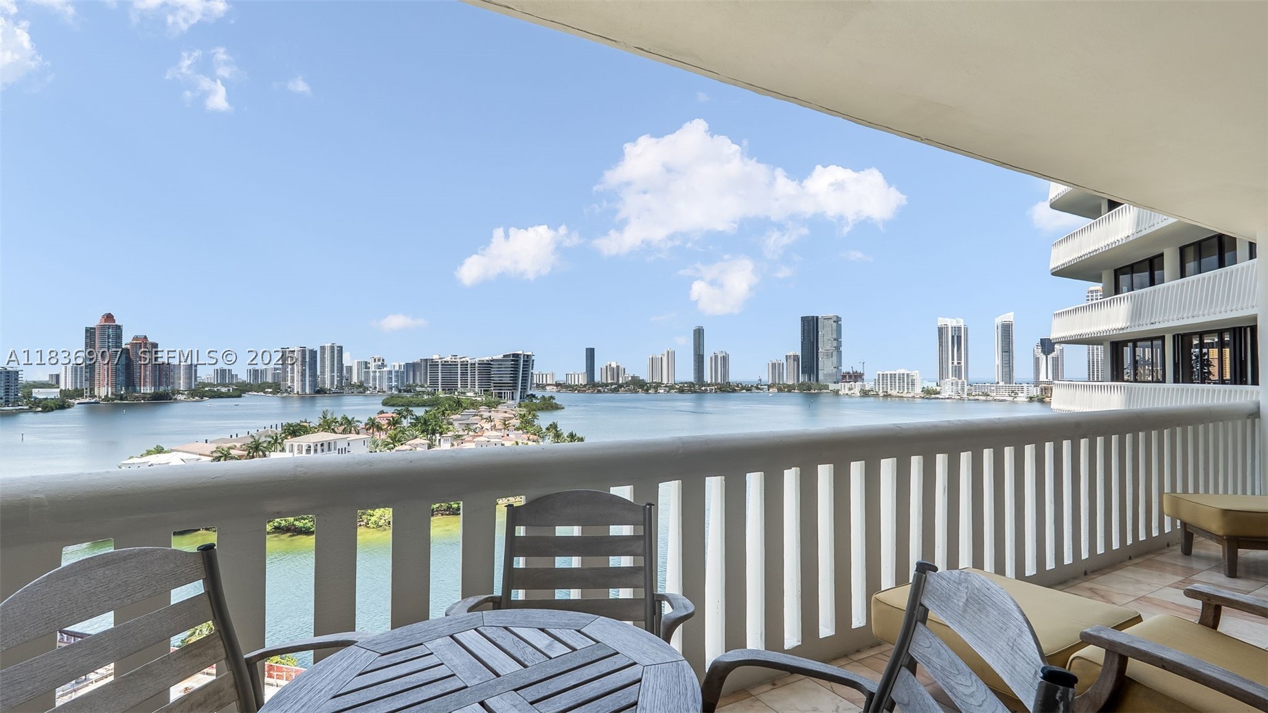 3000 Island Blvd #1103, Aventura FL 33160
