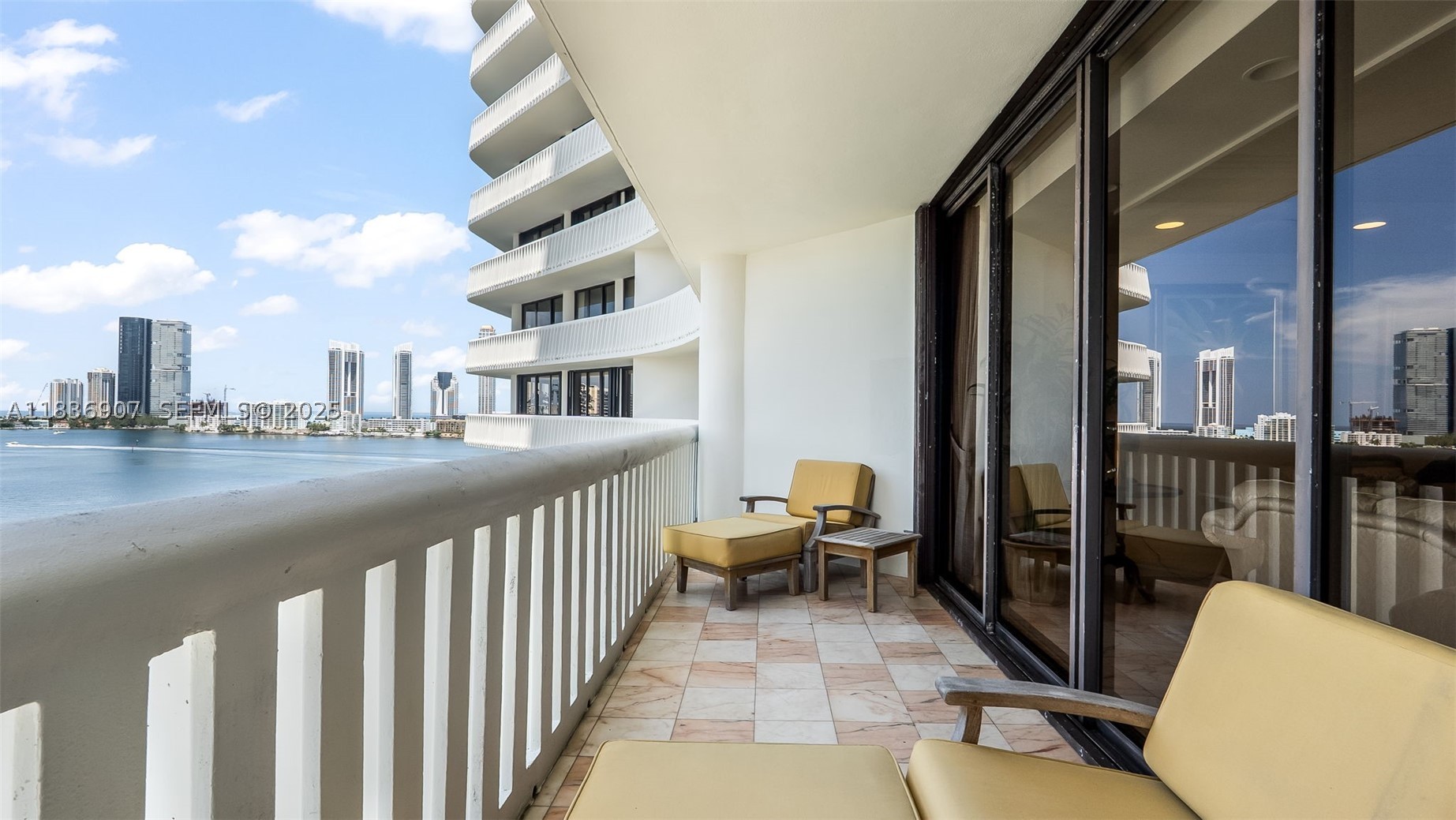 3000 Island Blvd #1103, Aventura FL 33160