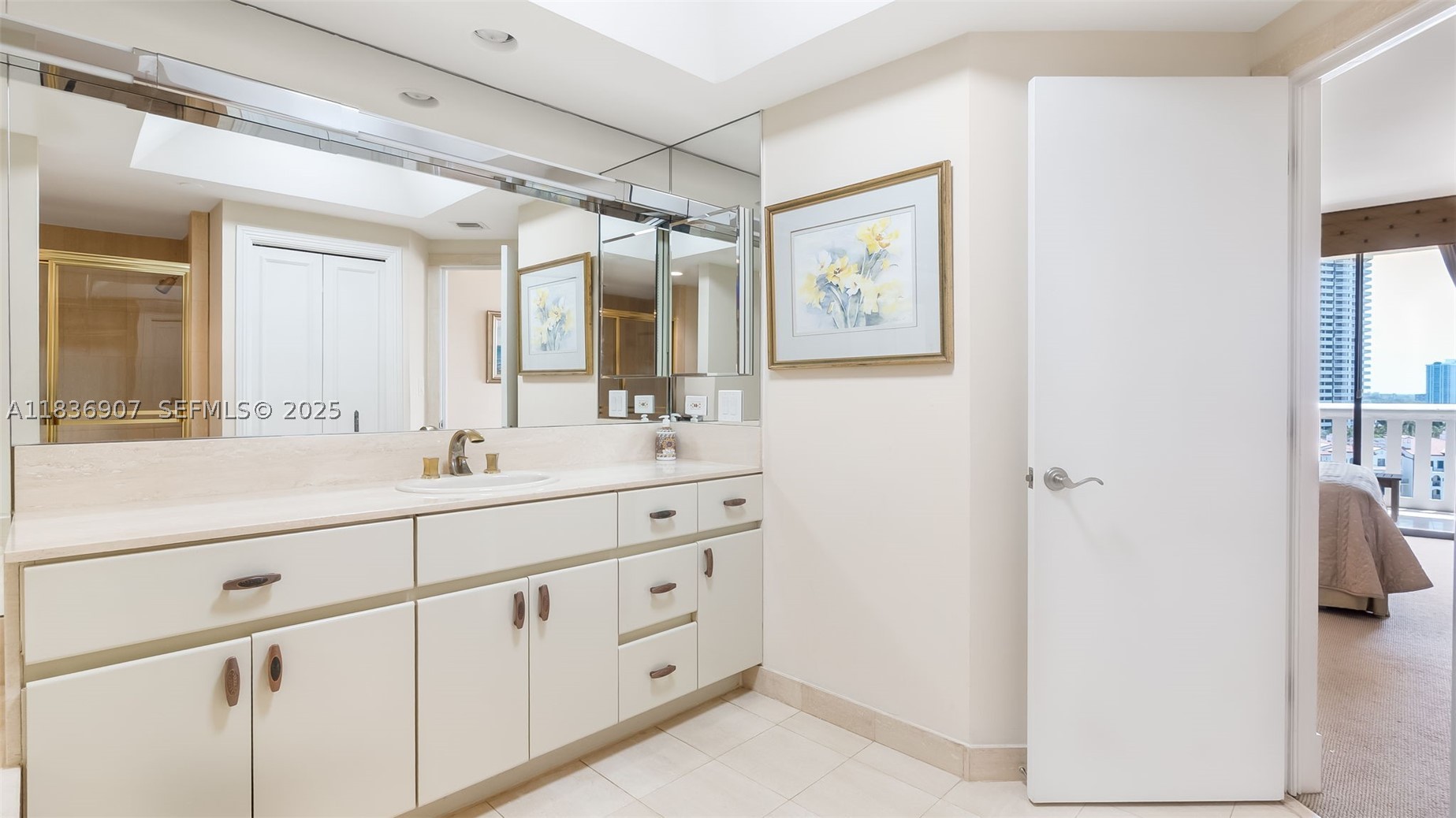 3000 Island Blvd #1103, Aventura FL 33160