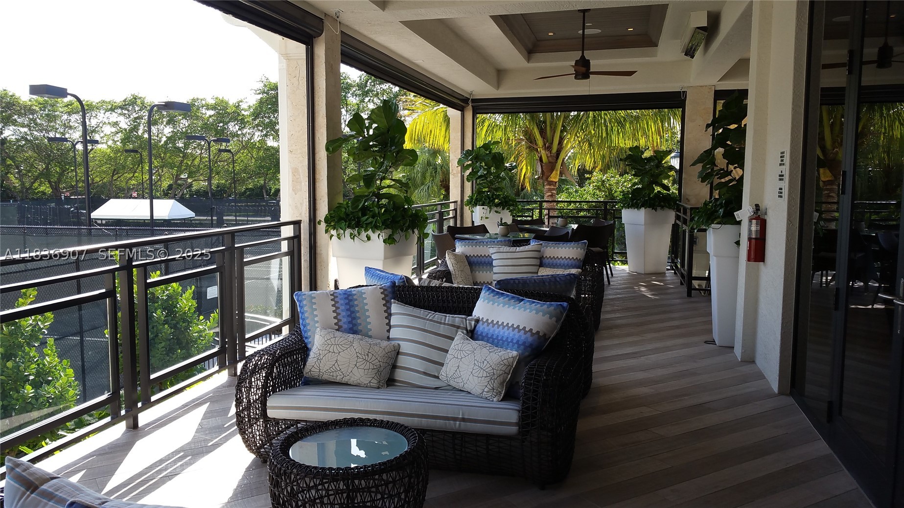 3000 Island Blvd #1103, Aventura FL 33160