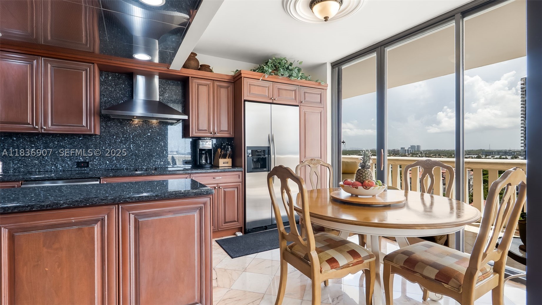 3000 Island Blvd #1103, Aventura FL 33160