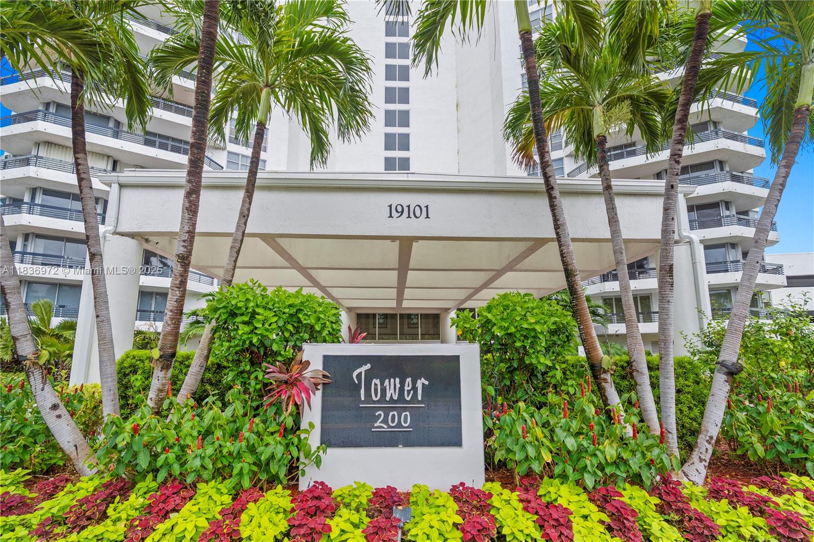 19101 NE 36th Ct #2405, Aventura FL 33180