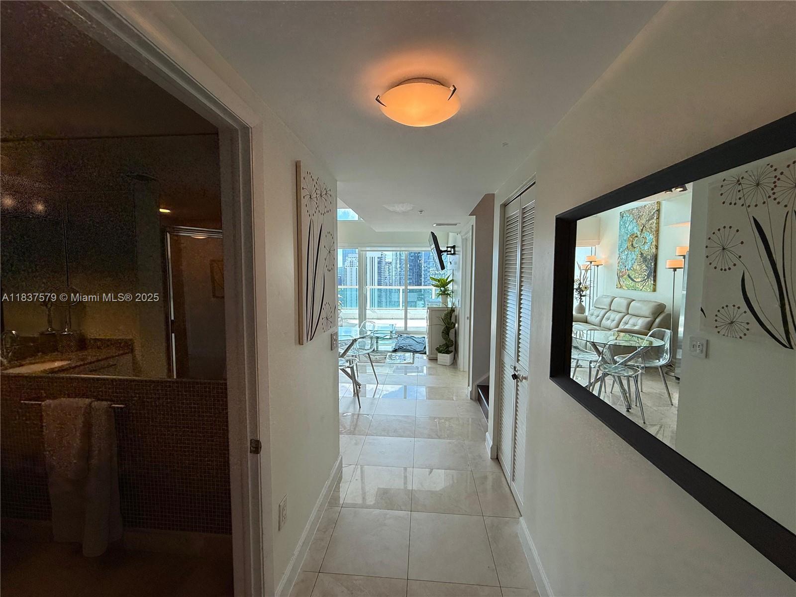 41 SE 5th St #2308, Miami FL 33131