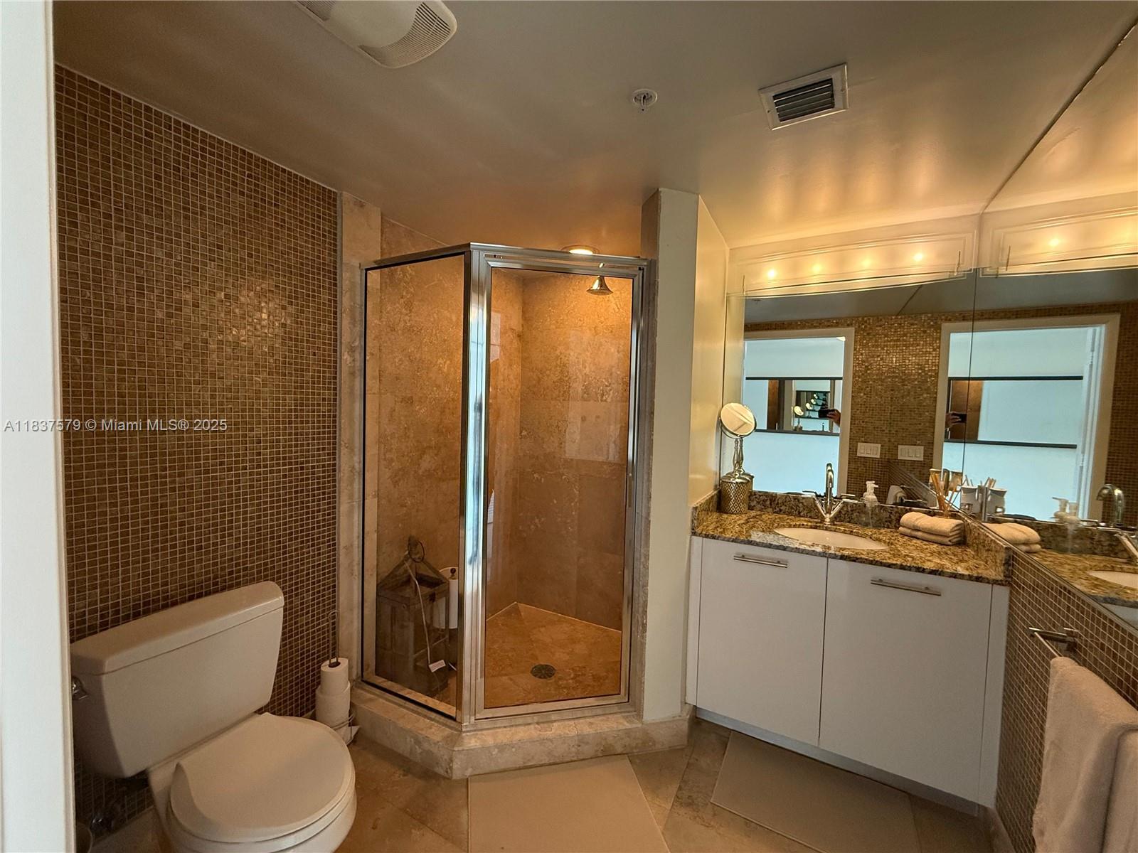41 SE 5th St #2308, Miami FL 33131
