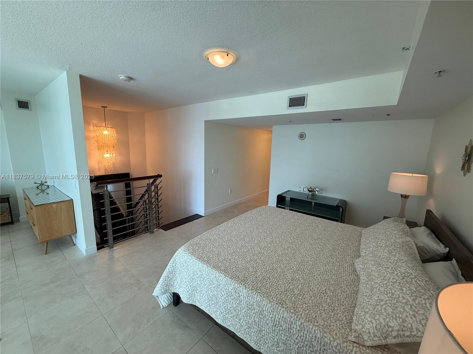 41 SE 5th St #2308, Miami FL 33131