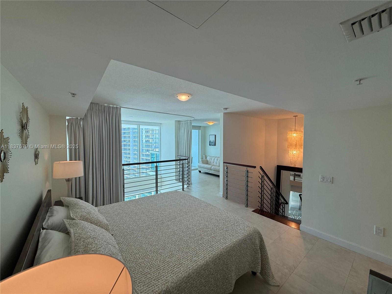 41 SE 5th St #2308, Miami FL 33131