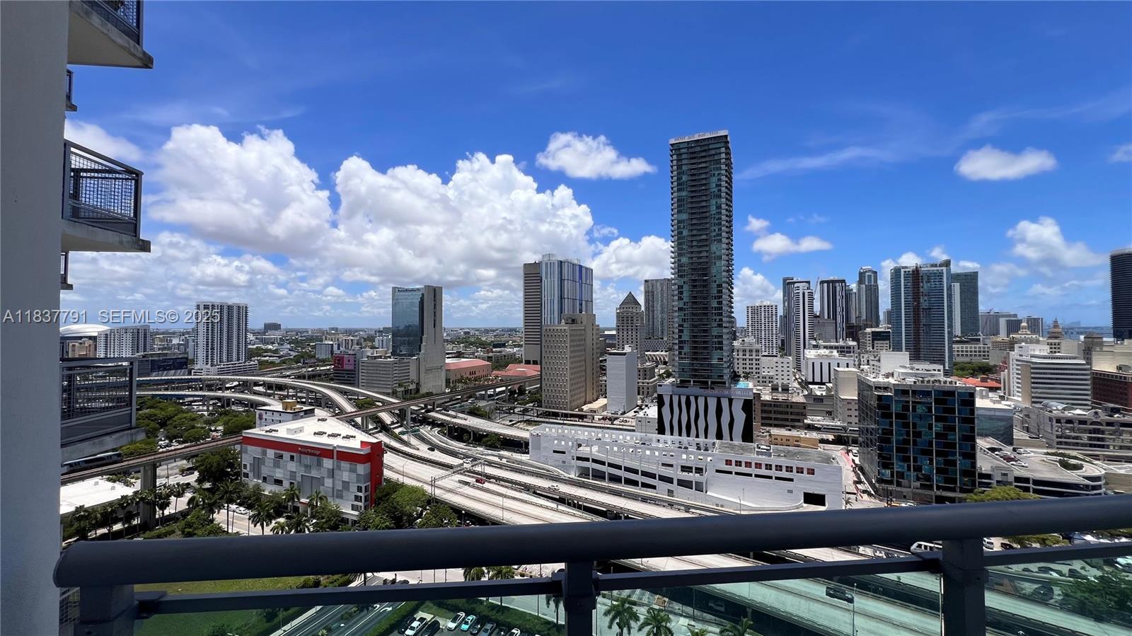 350 S Miami Ave #2401, Miami FL 33130