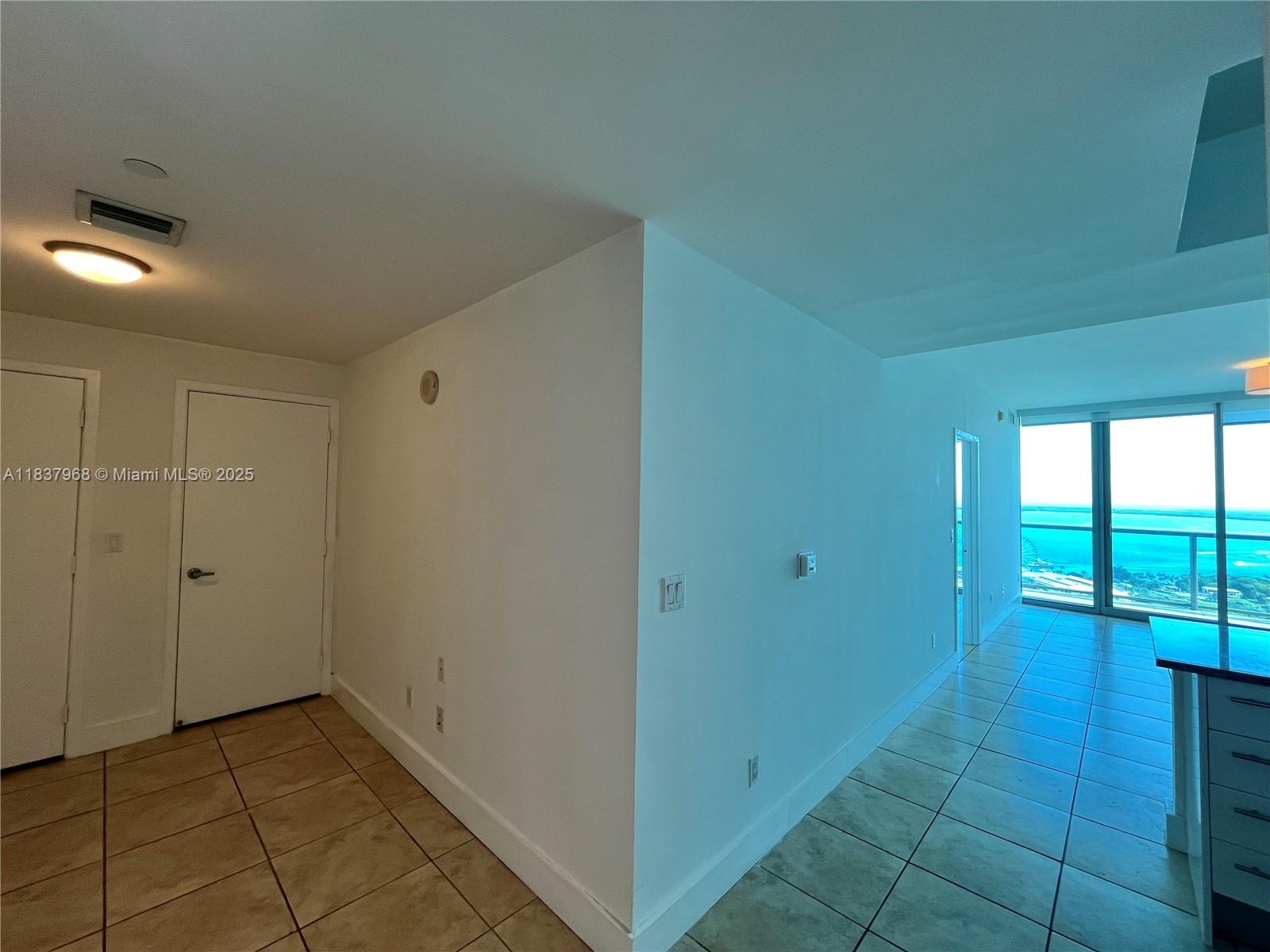 888 Biscayne Blvd #3403, Miami FL 33132