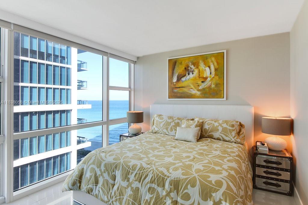 6801 Collins Ave #1207, Miami Beach FL 33141