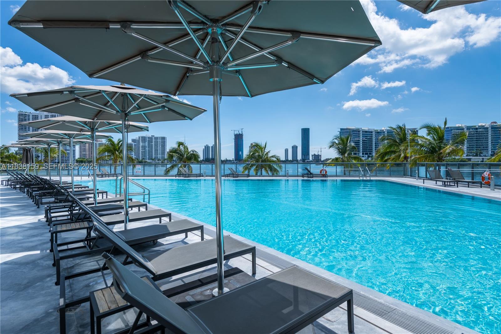 3250 NE 188th St #601, Aventura FL 33180