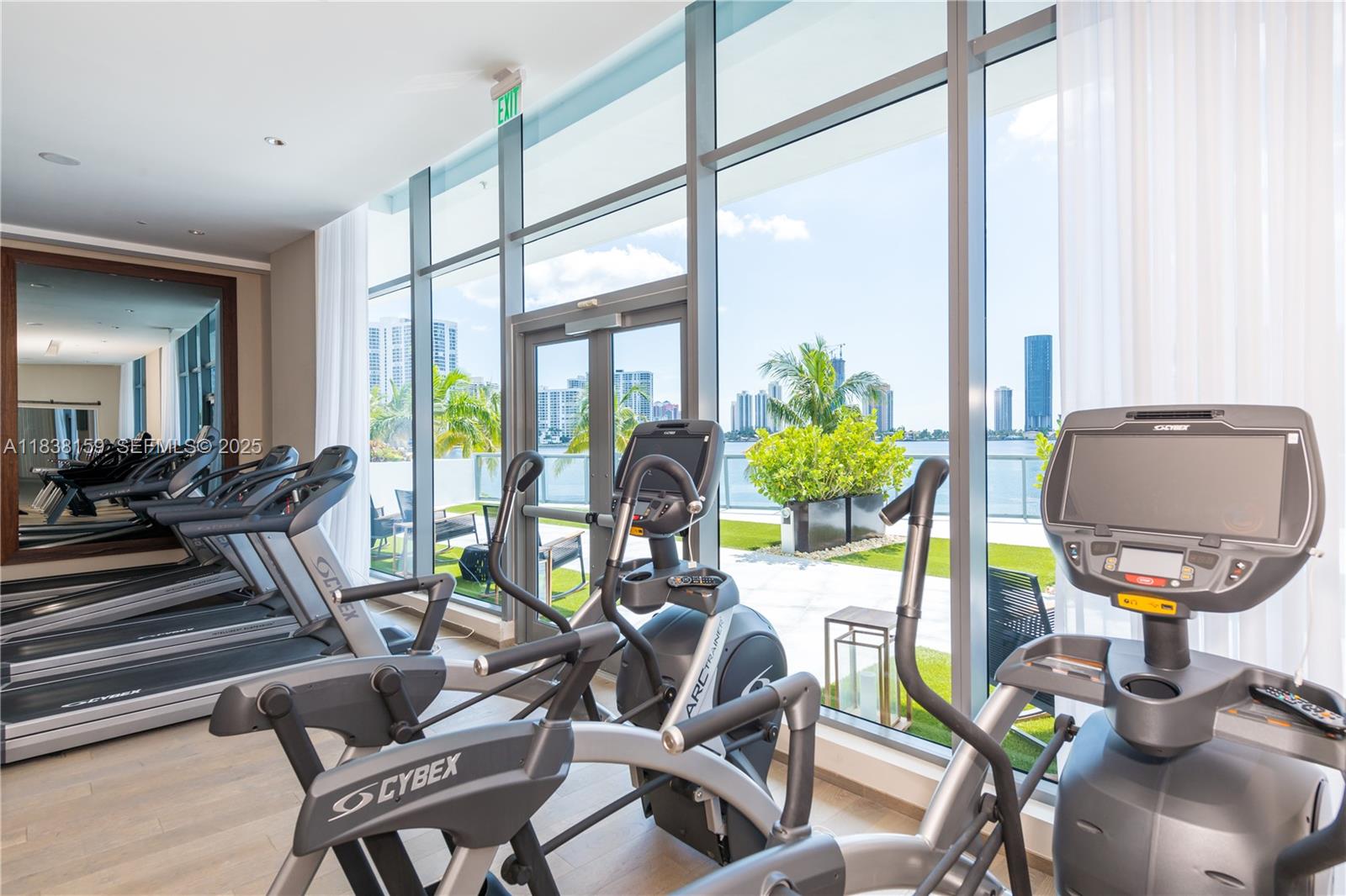 3250 NE 188th St #601, Aventura FL 33180