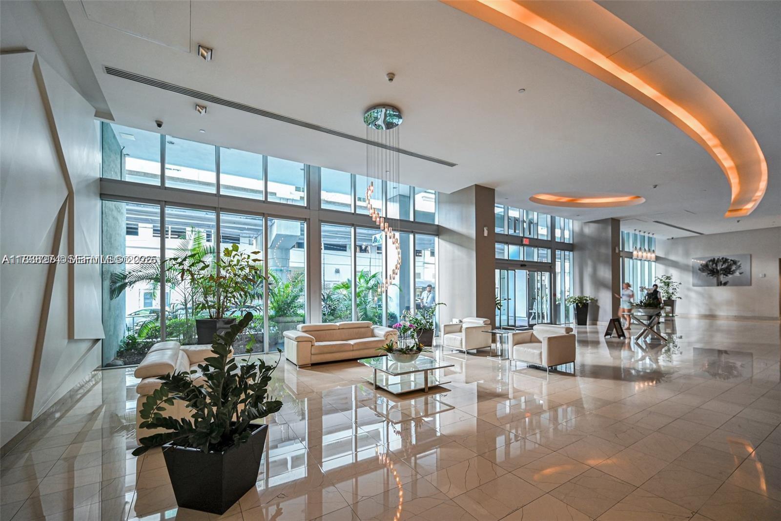 1111 SW 1st Ave #2823-N, Miami FL 33130