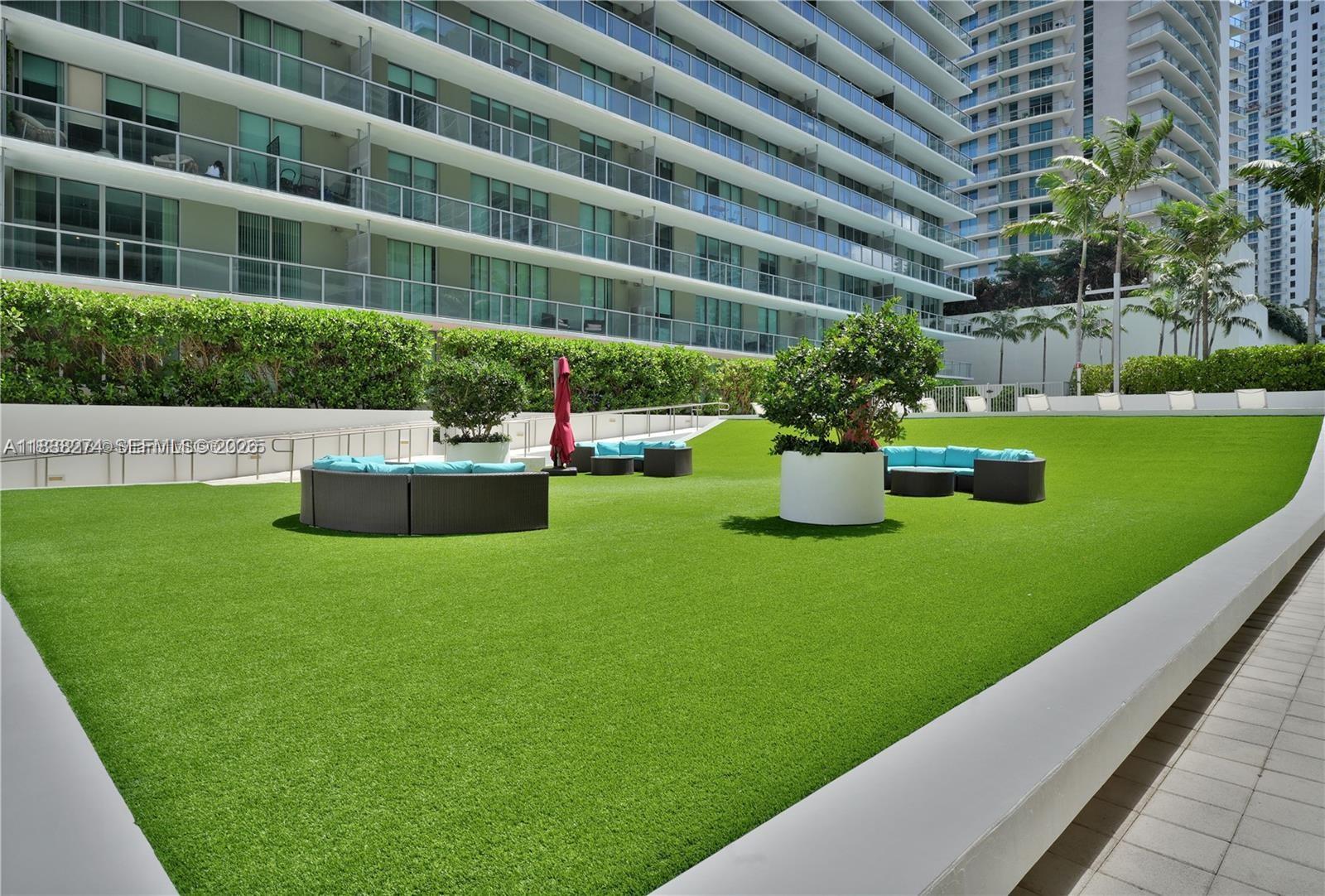 1111 SW 1st Ave #2823-N, Miami FL 33130