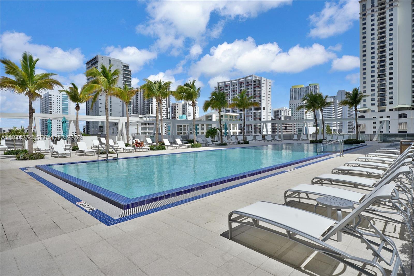 1111 SW 1st Ave #2823-N, Miami FL 33130