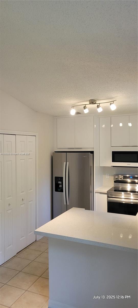 2125 NW 77th Way #201, Pembroke Pines FL 33024