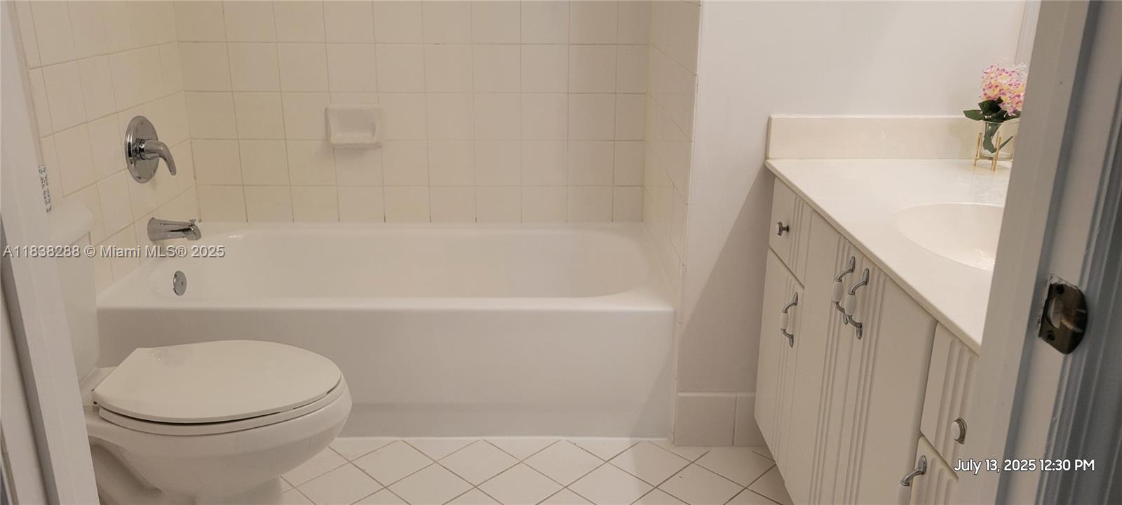 2125 NW 77th Way #201, Pembroke Pines FL 33024