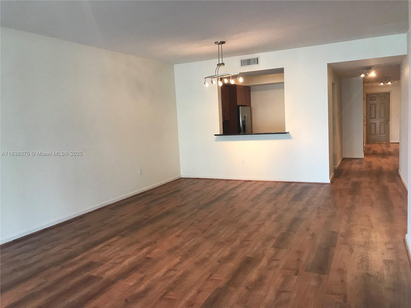 3340 NE 190th St #109, Aventura FL 33180