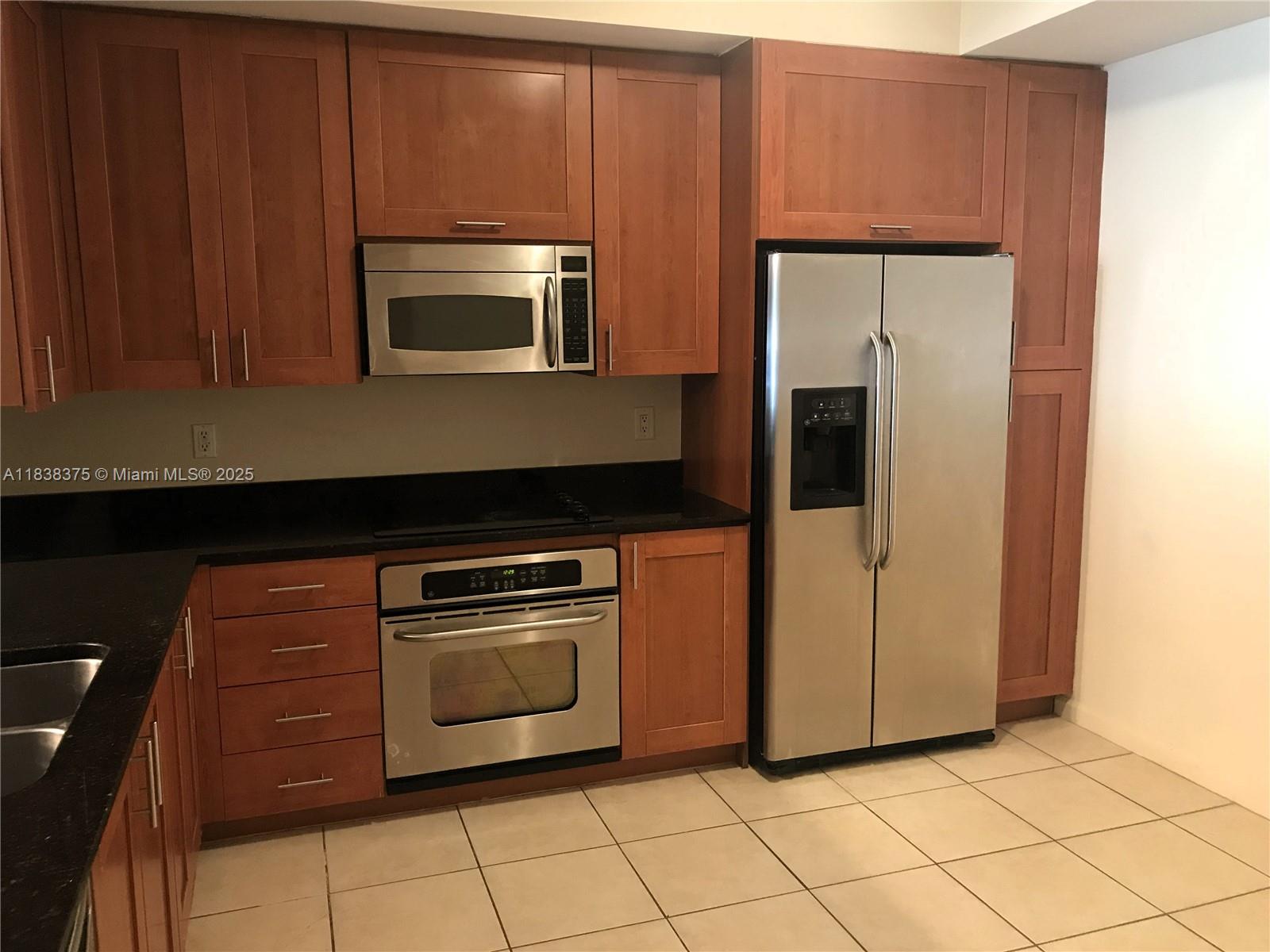 3340 NE 190th St #109, Aventura FL 33180