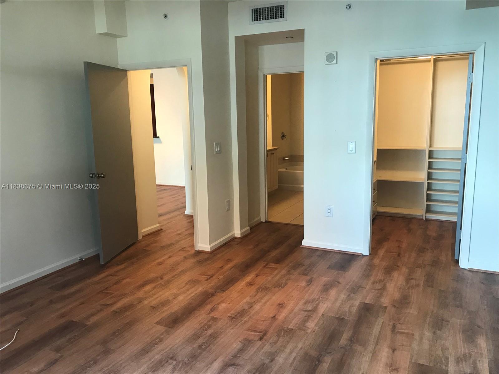 3340 NE 190th St #109, Aventura FL 33180